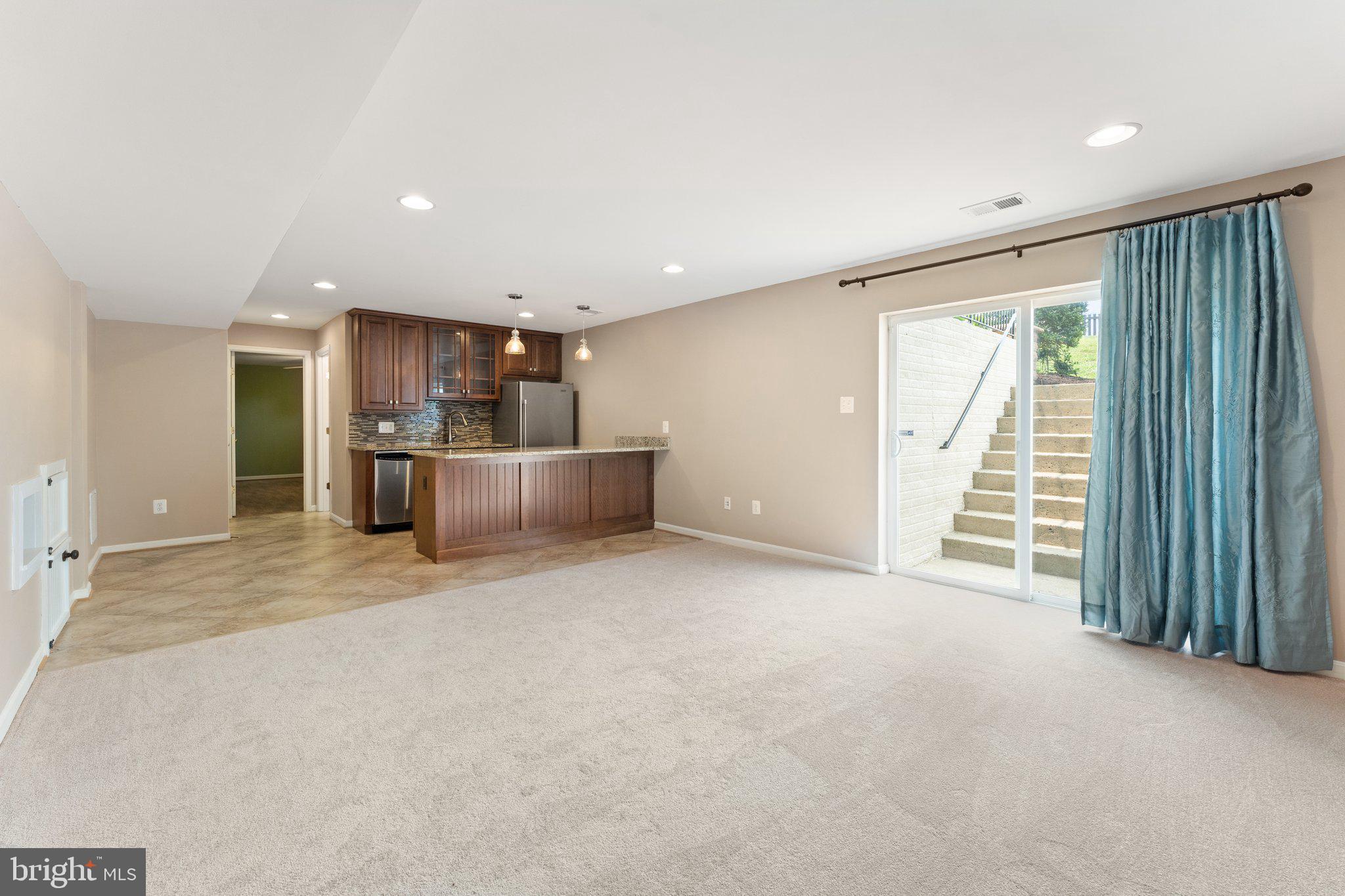 MADISON GROVE - Residential