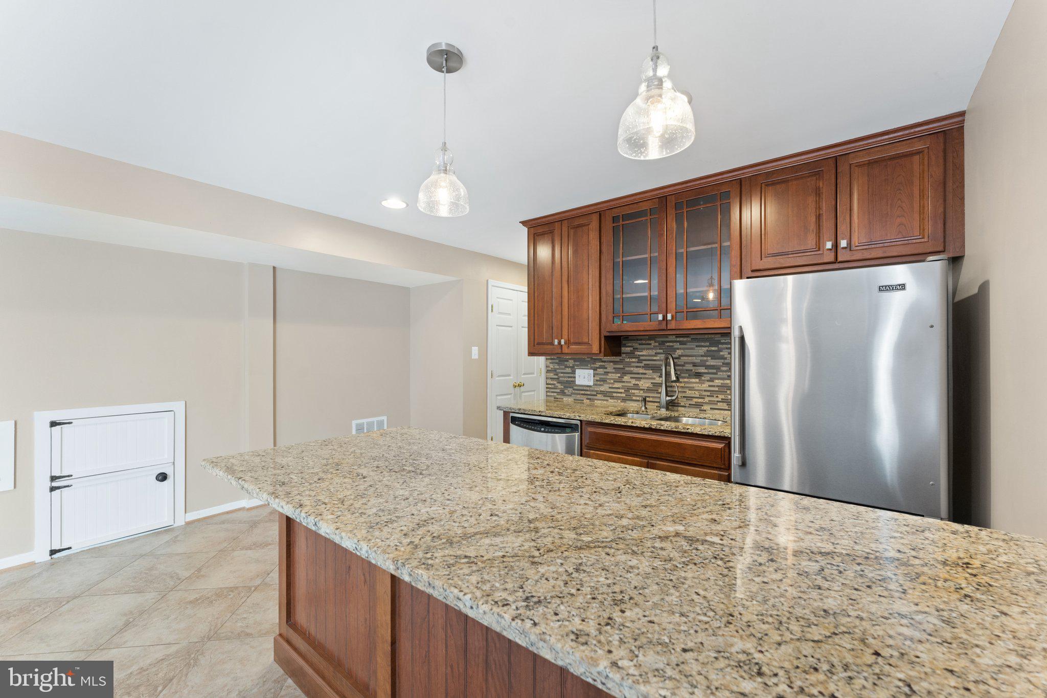 MADISON GROVE - Residential