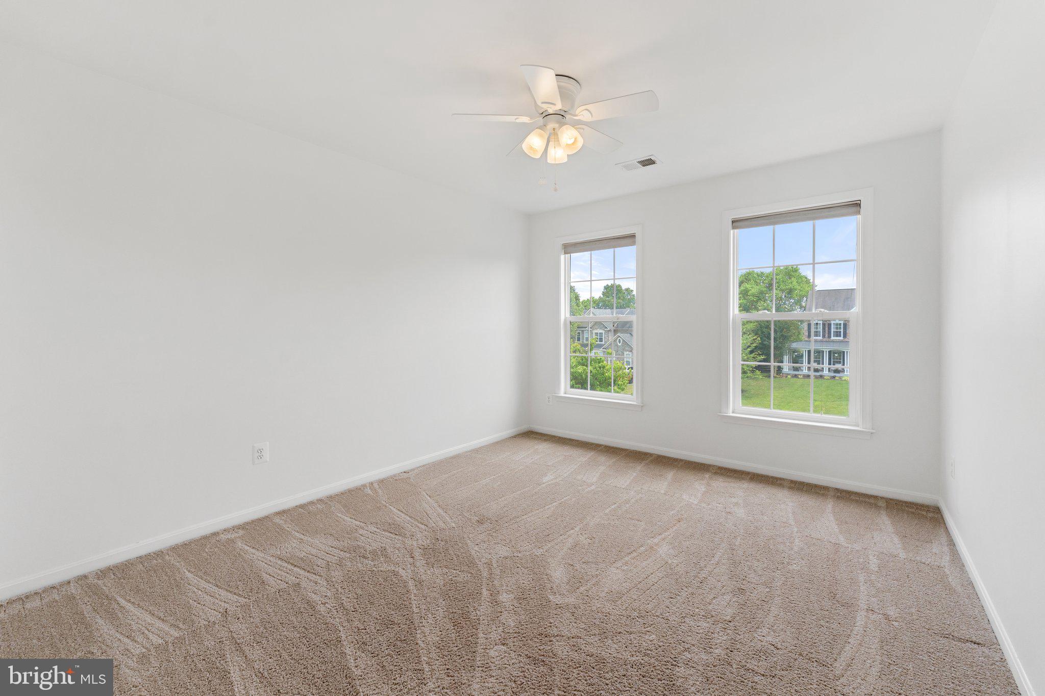 MADISON GROVE - Residential