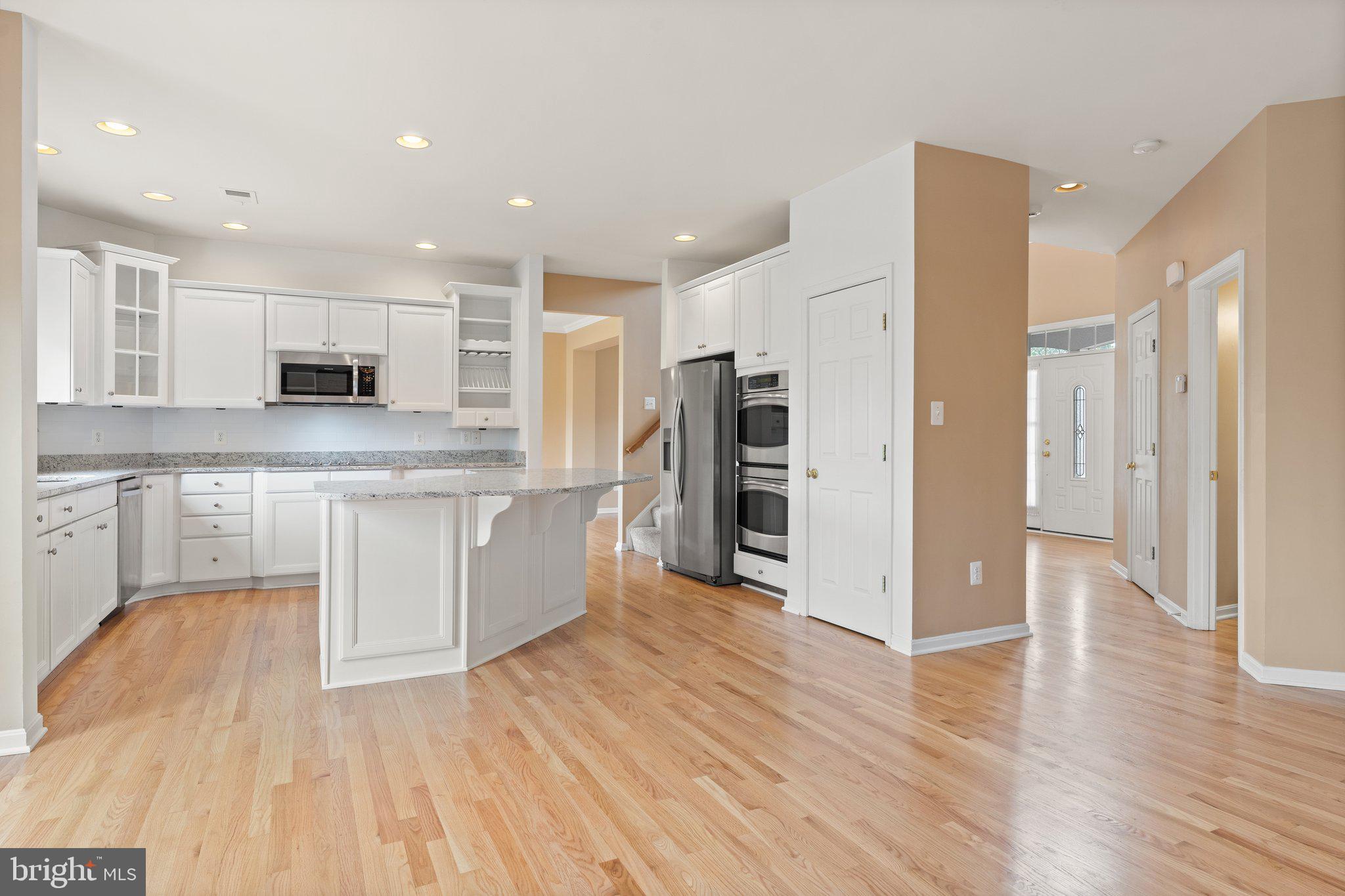 MADISON GROVE - Residential