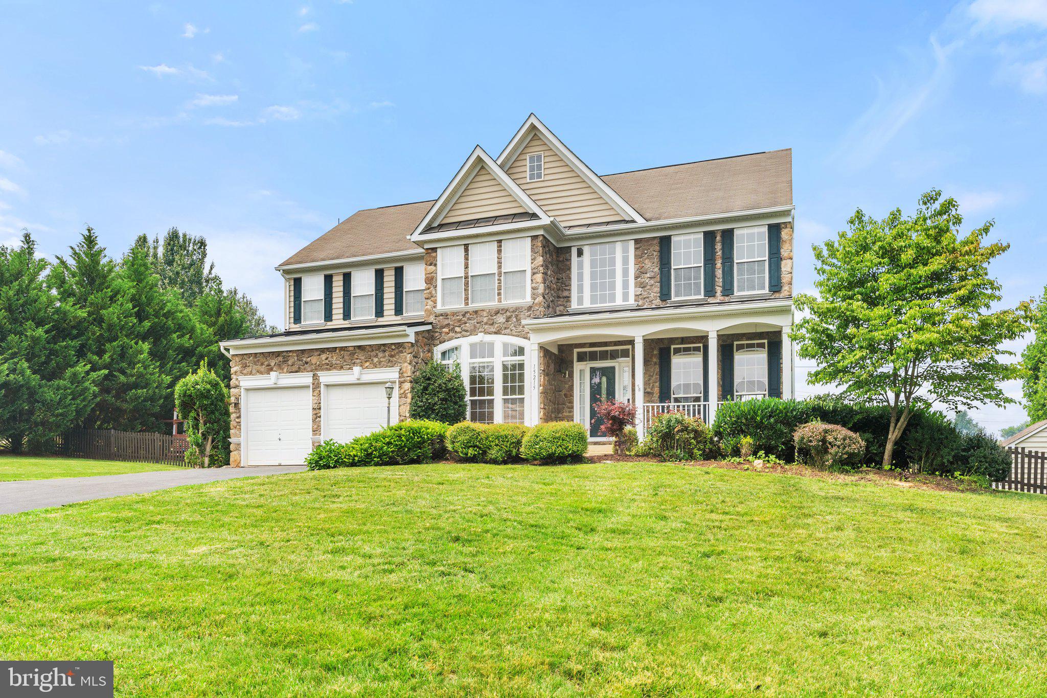 MADISON GROVE - Residential