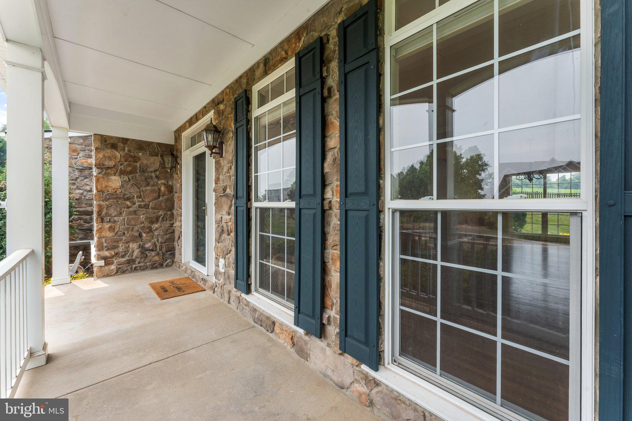 MADISON GROVE - Residential