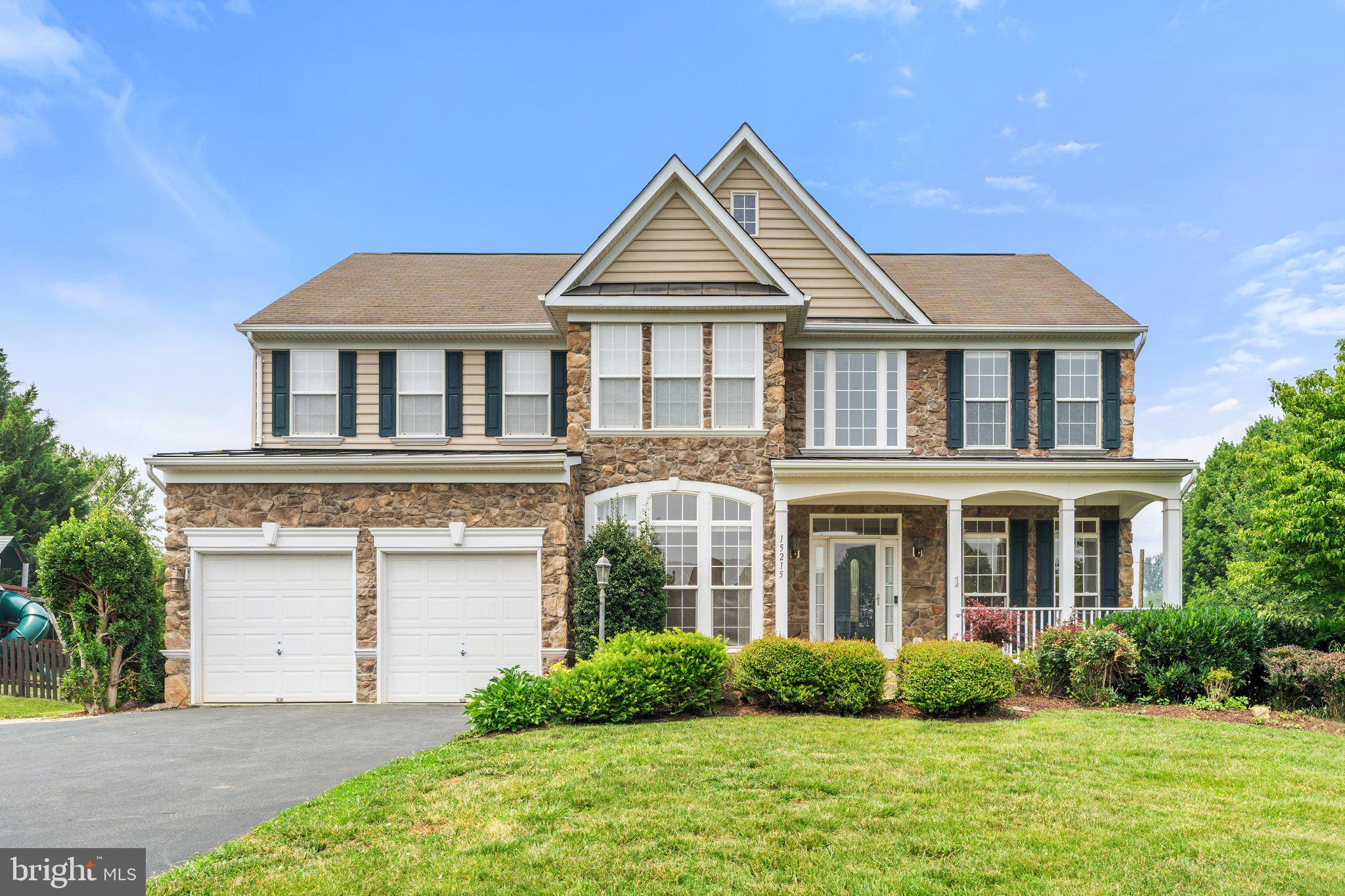 MADISON GROVE - Residential