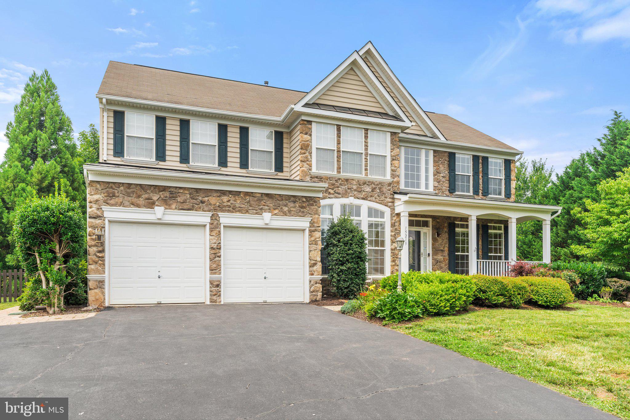 MADISON GROVE - Residential