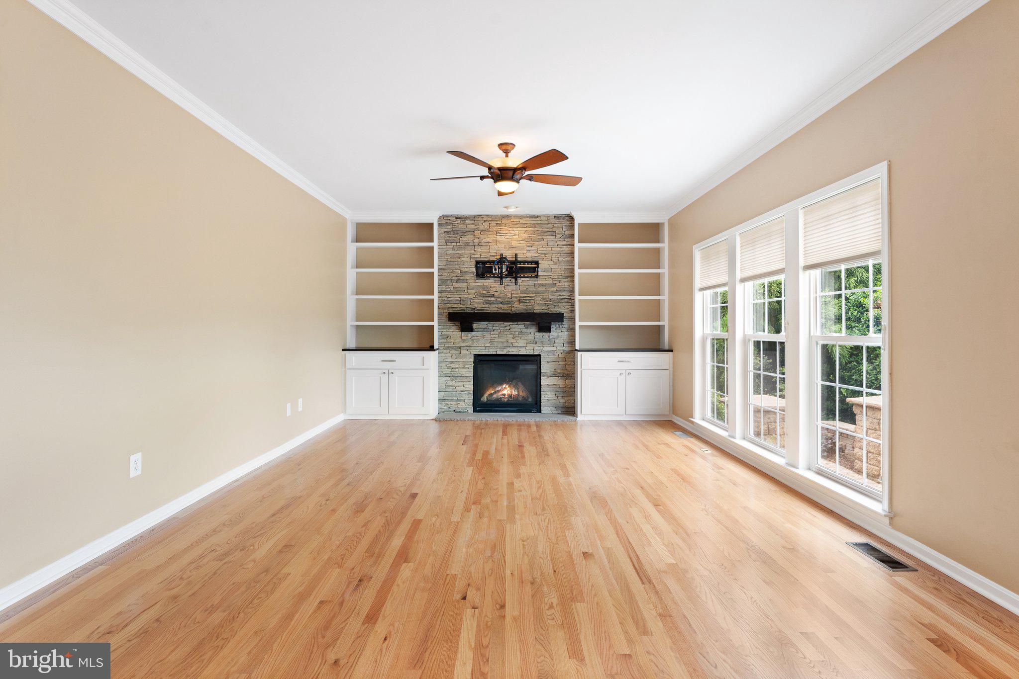MADISON GROVE - Residential
