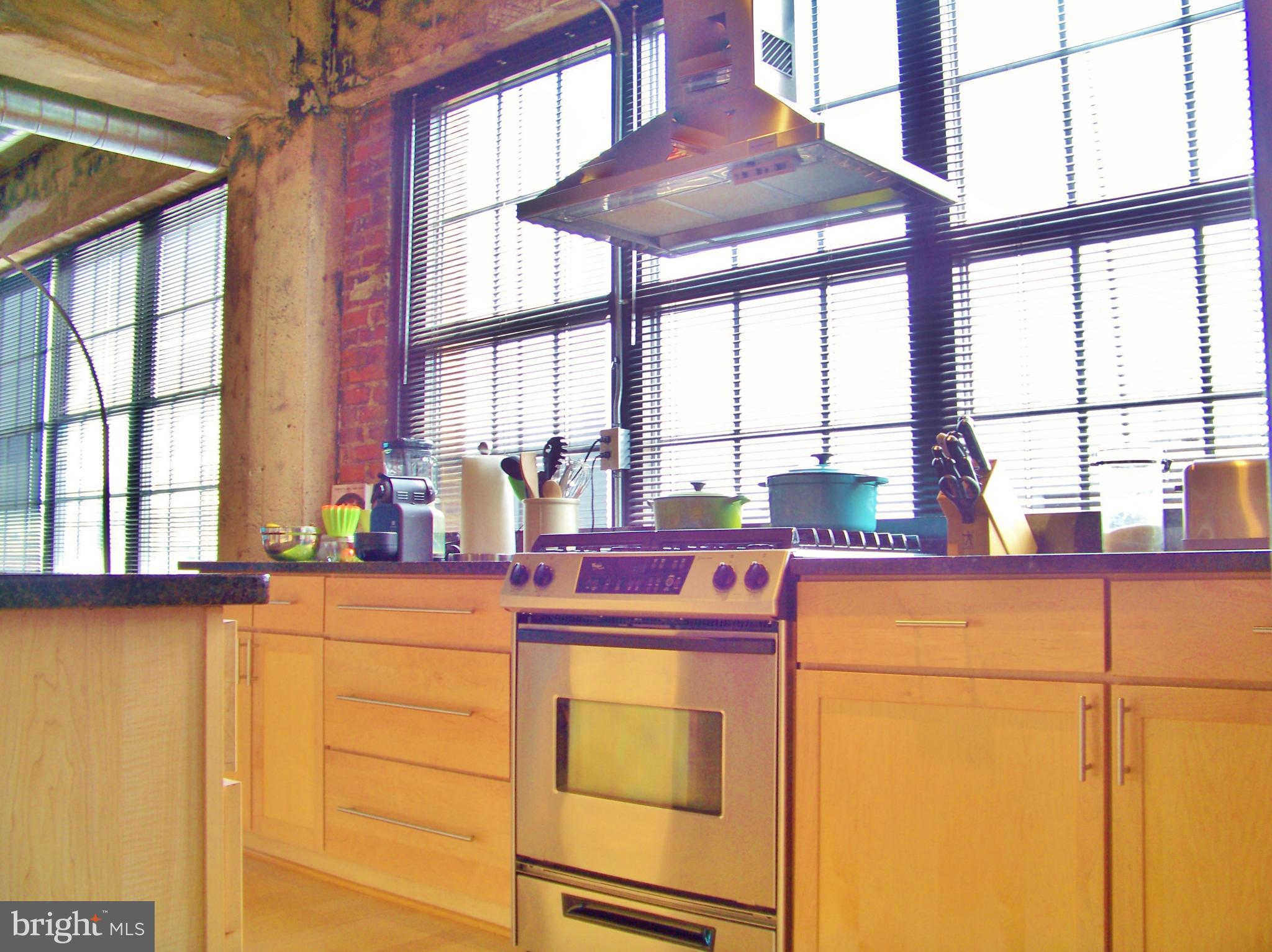 DOWNTOWN - Residential Lease