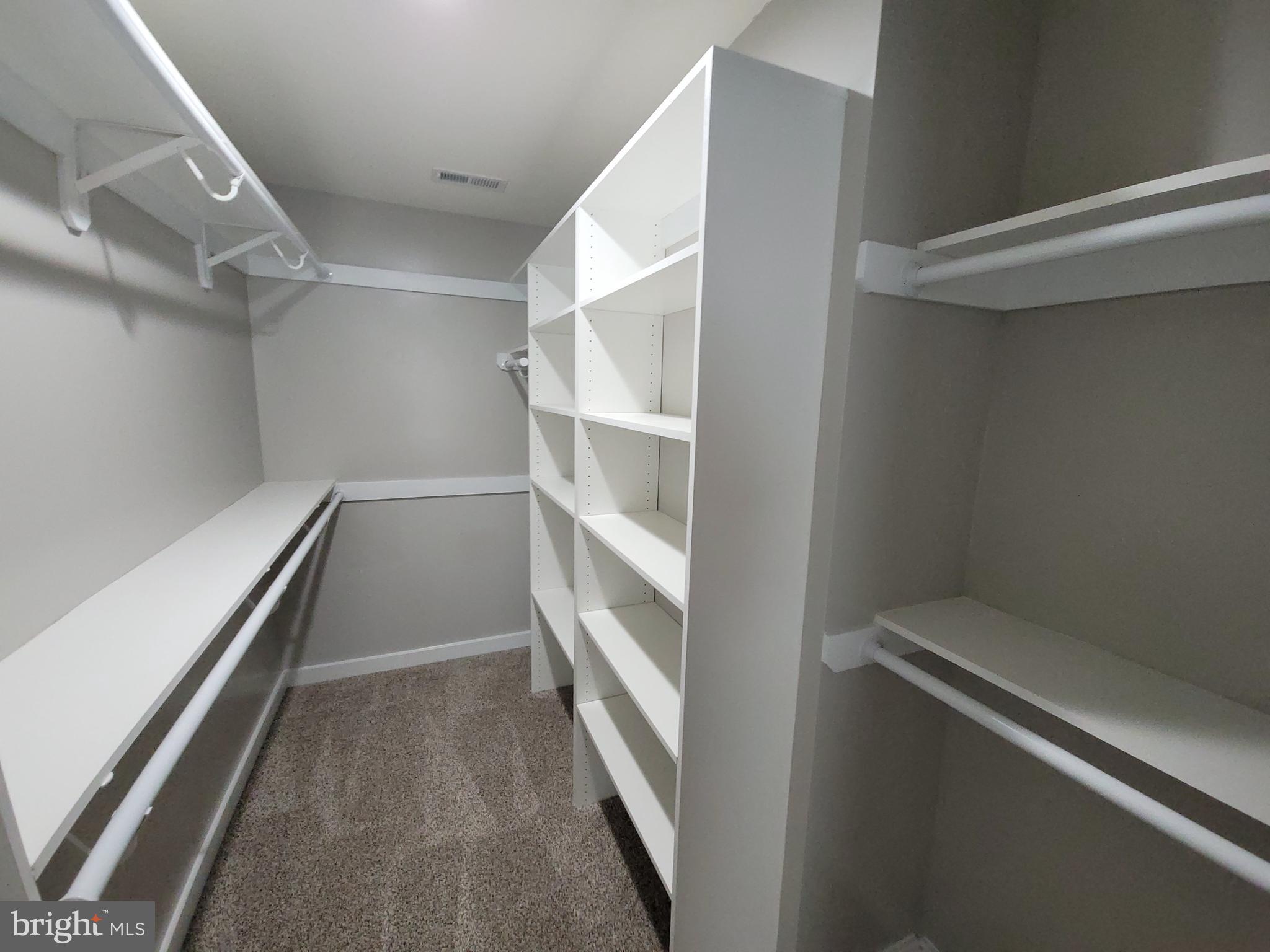 BRIDLE CREEK - Residential