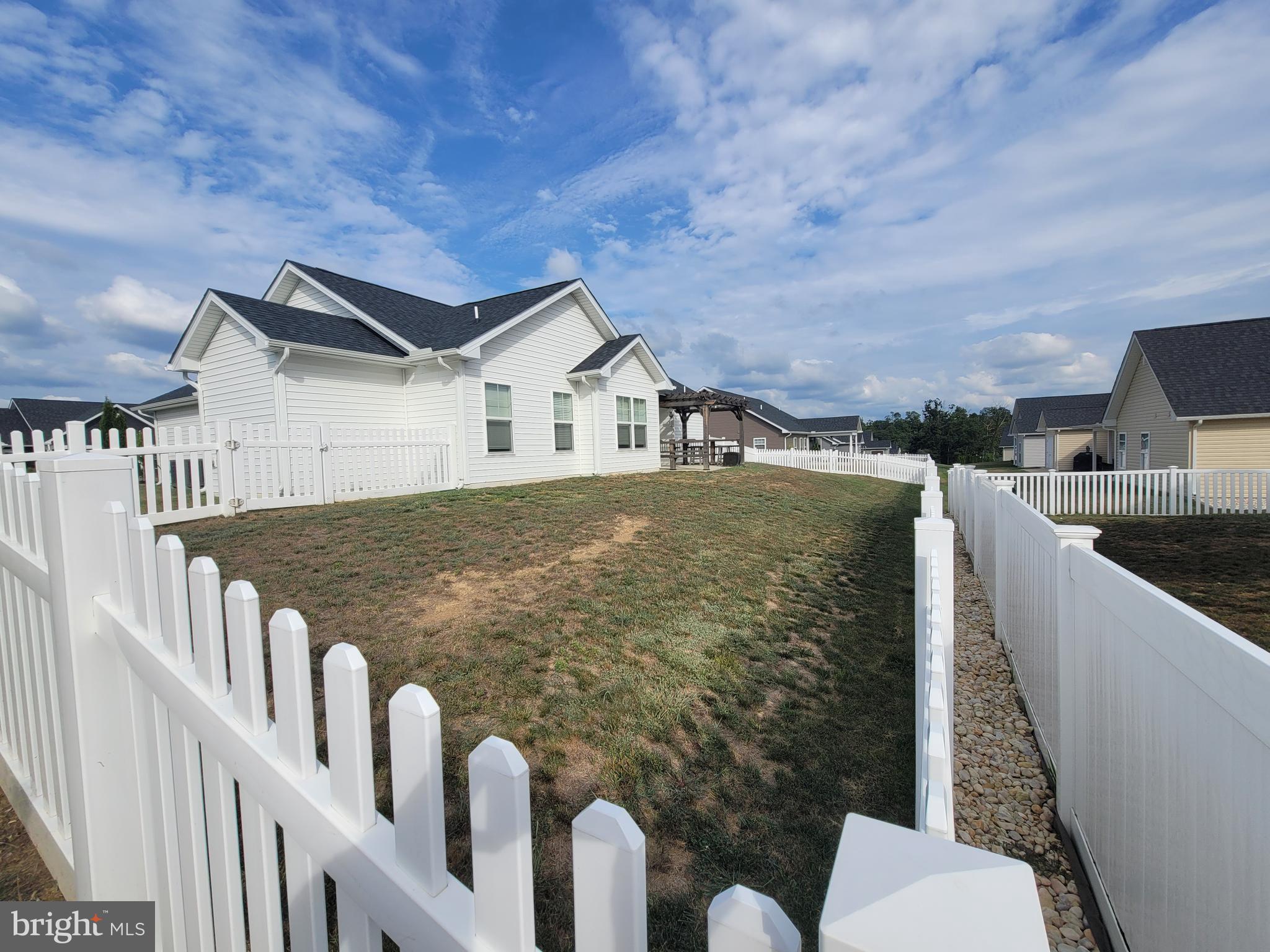 BRIDLE CREEK - Residential