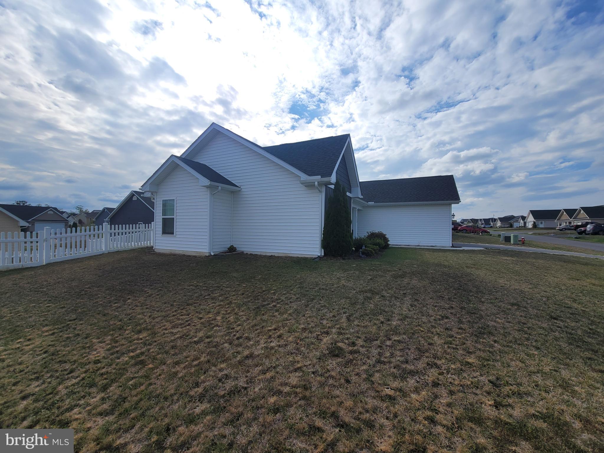 BRIDLE CREEK - Residential