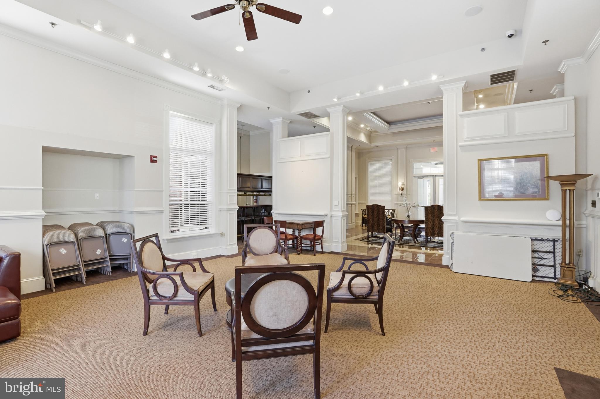 GATES OF MCLEAN - Residential