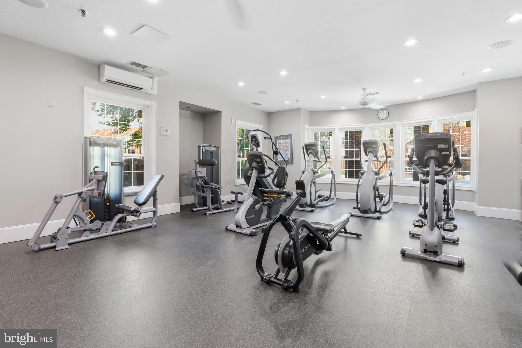 GATES OF MCLEAN - Residential