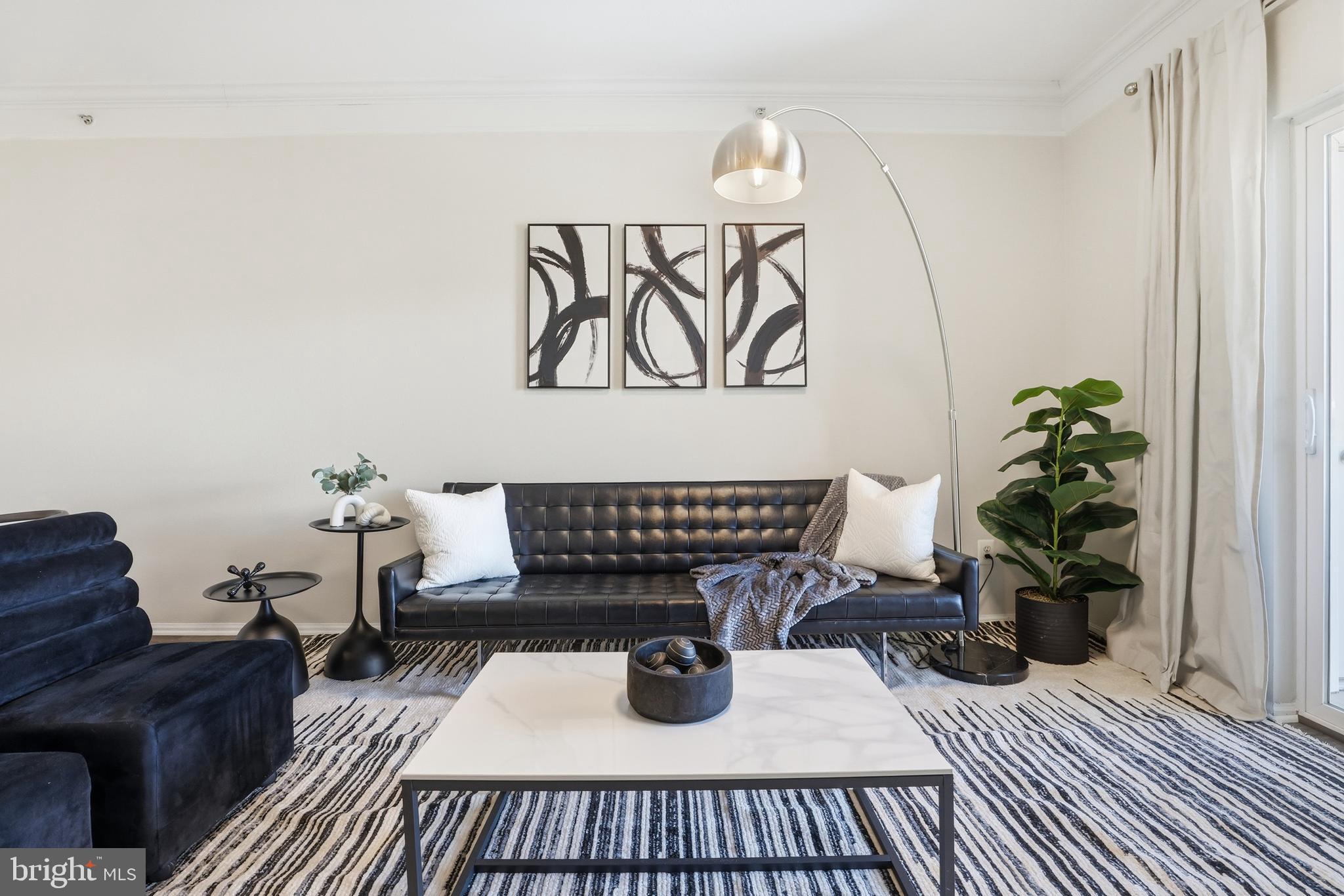 GATES OF MCLEAN - Residential