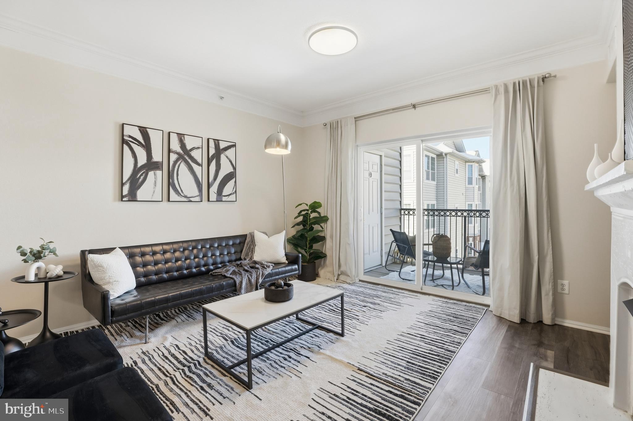 GATES OF MCLEAN - Residential