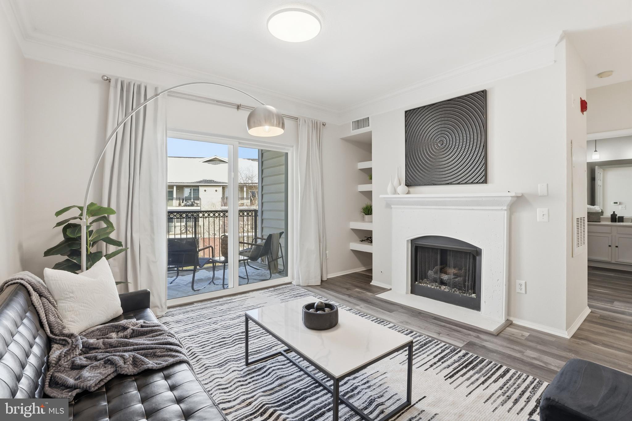 GATES OF MCLEAN - Residential