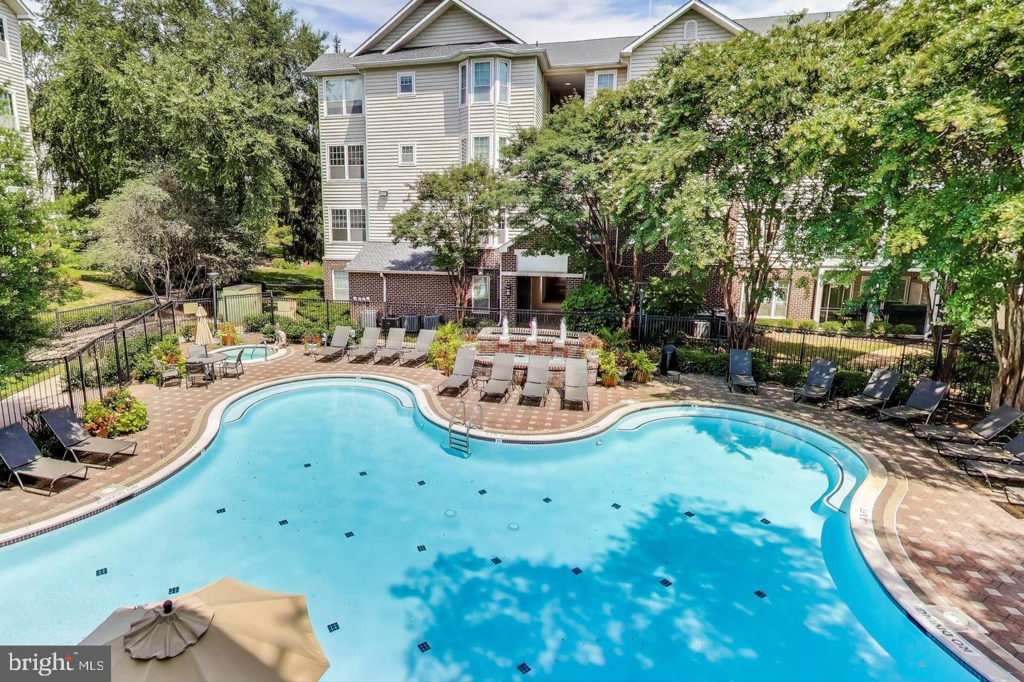 GATES OF MCLEAN - Residential