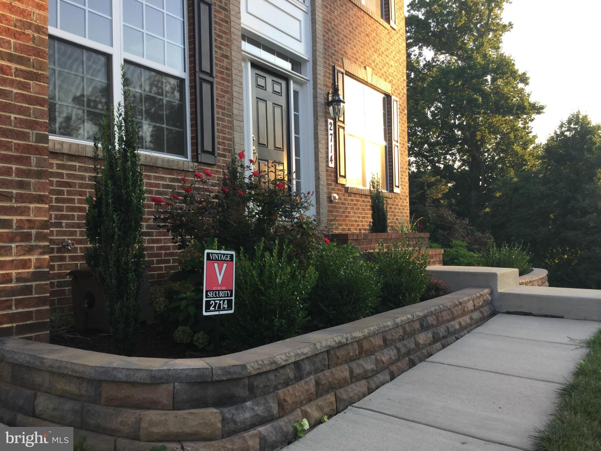 RIVERGATE ESTATES-PLAT F - Residential