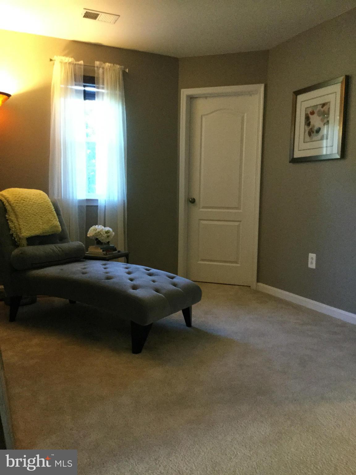 RIVERGATE ESTATES-PLAT F - Residential