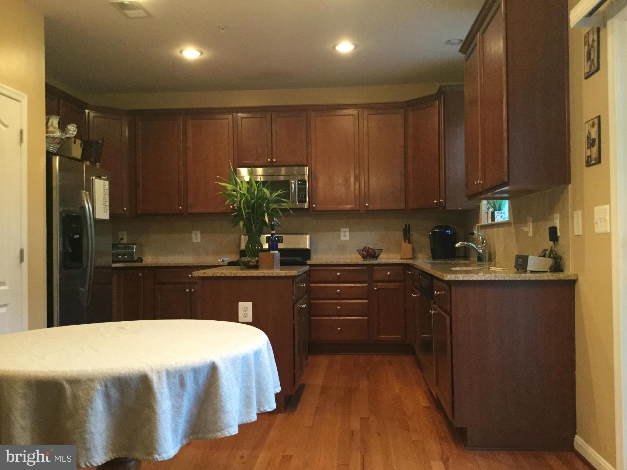 RIVERGATE ESTATES-PLAT F - Residential