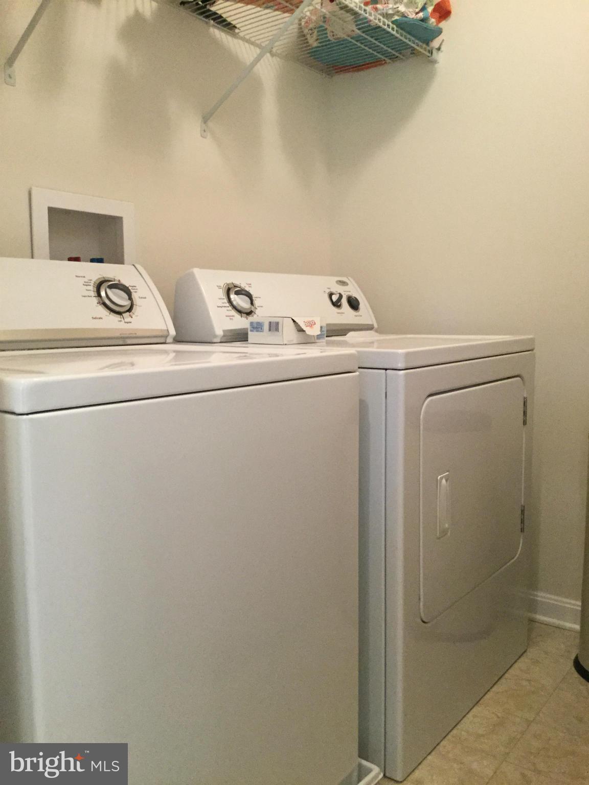 RIVERGATE ESTATES-PLAT F - Residential