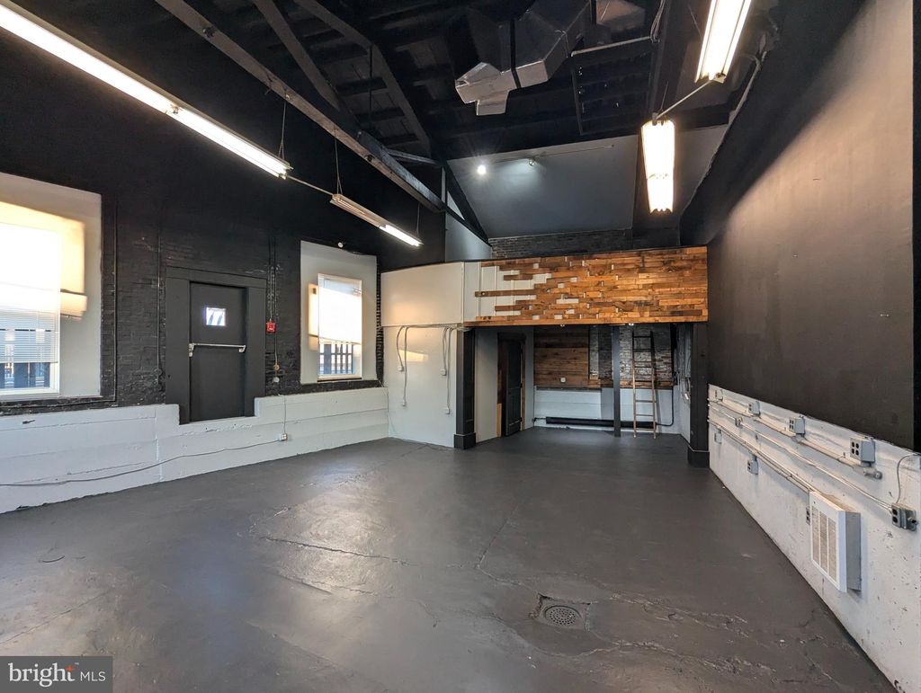 Photo of 301 E Liberty Street #4C, LANCASTER, PA 17602 (MLS # PALA2058730)