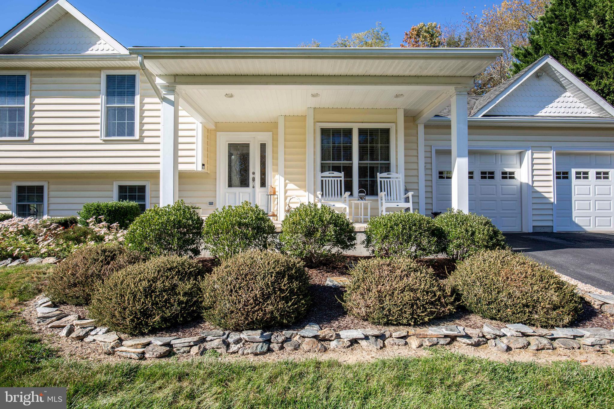 CAMBRIDGE ESTATES - Residential