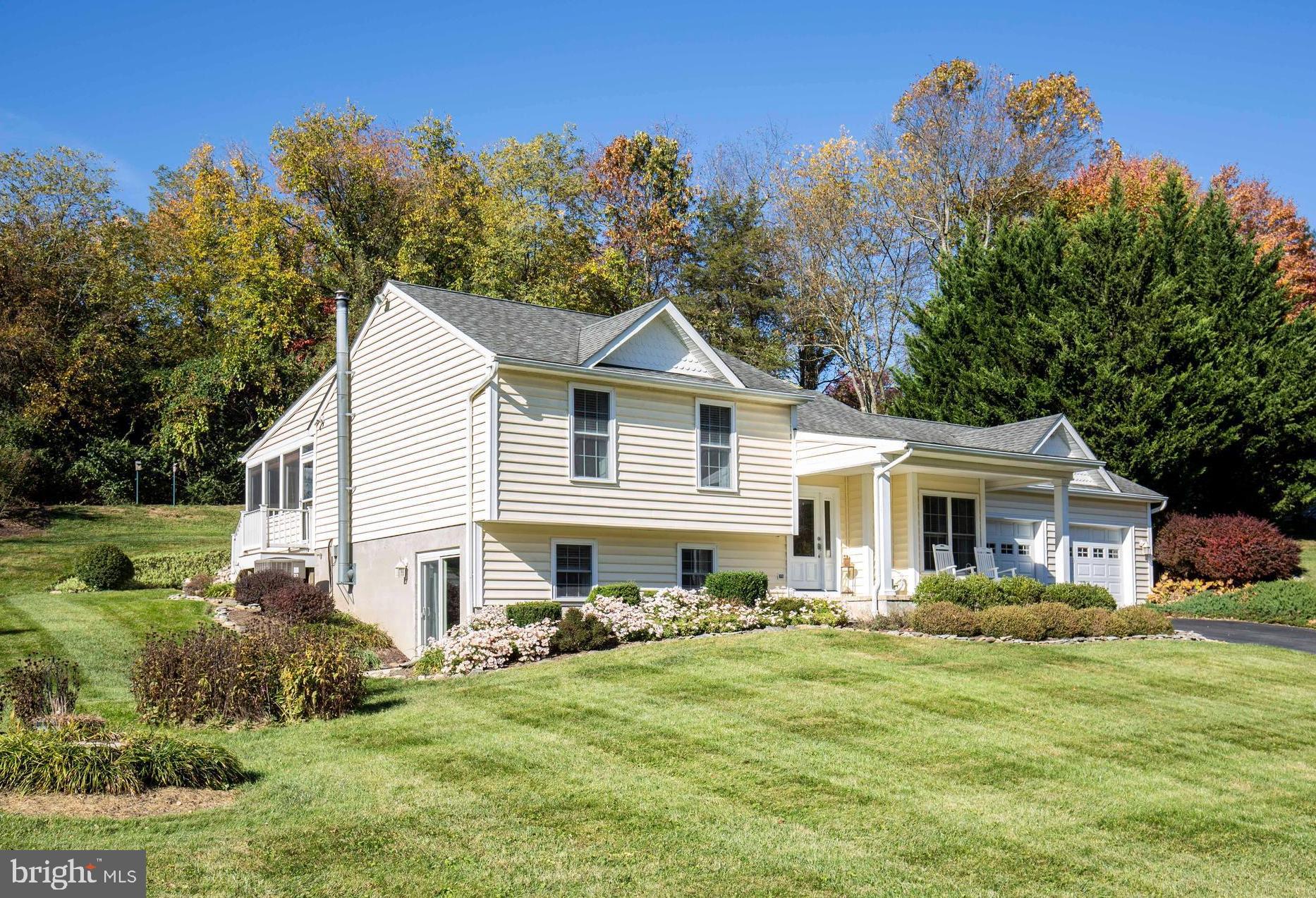 CAMBRIDGE ESTATES - Residential