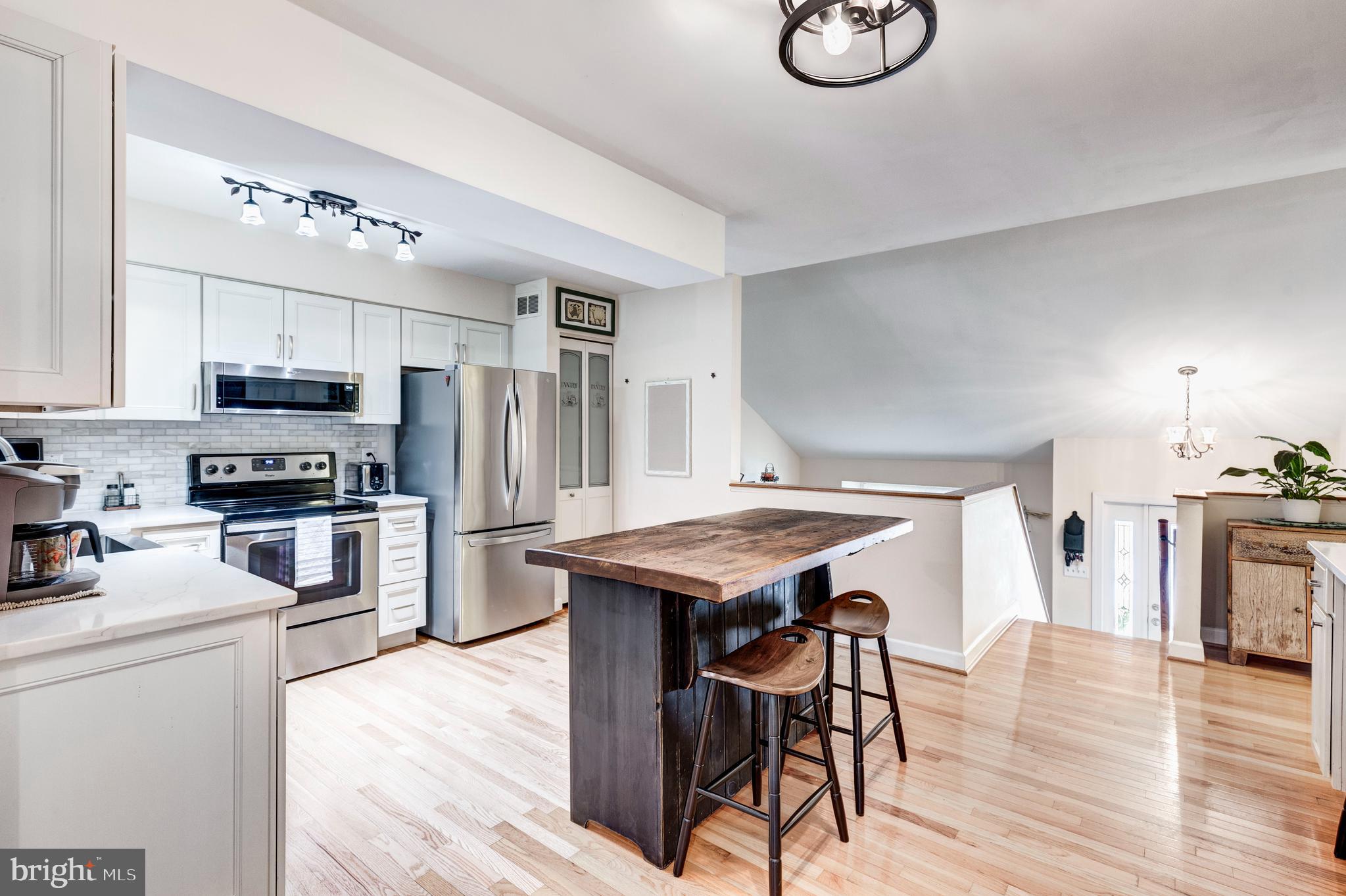 CAMBRIDGE ESTATES - Residential