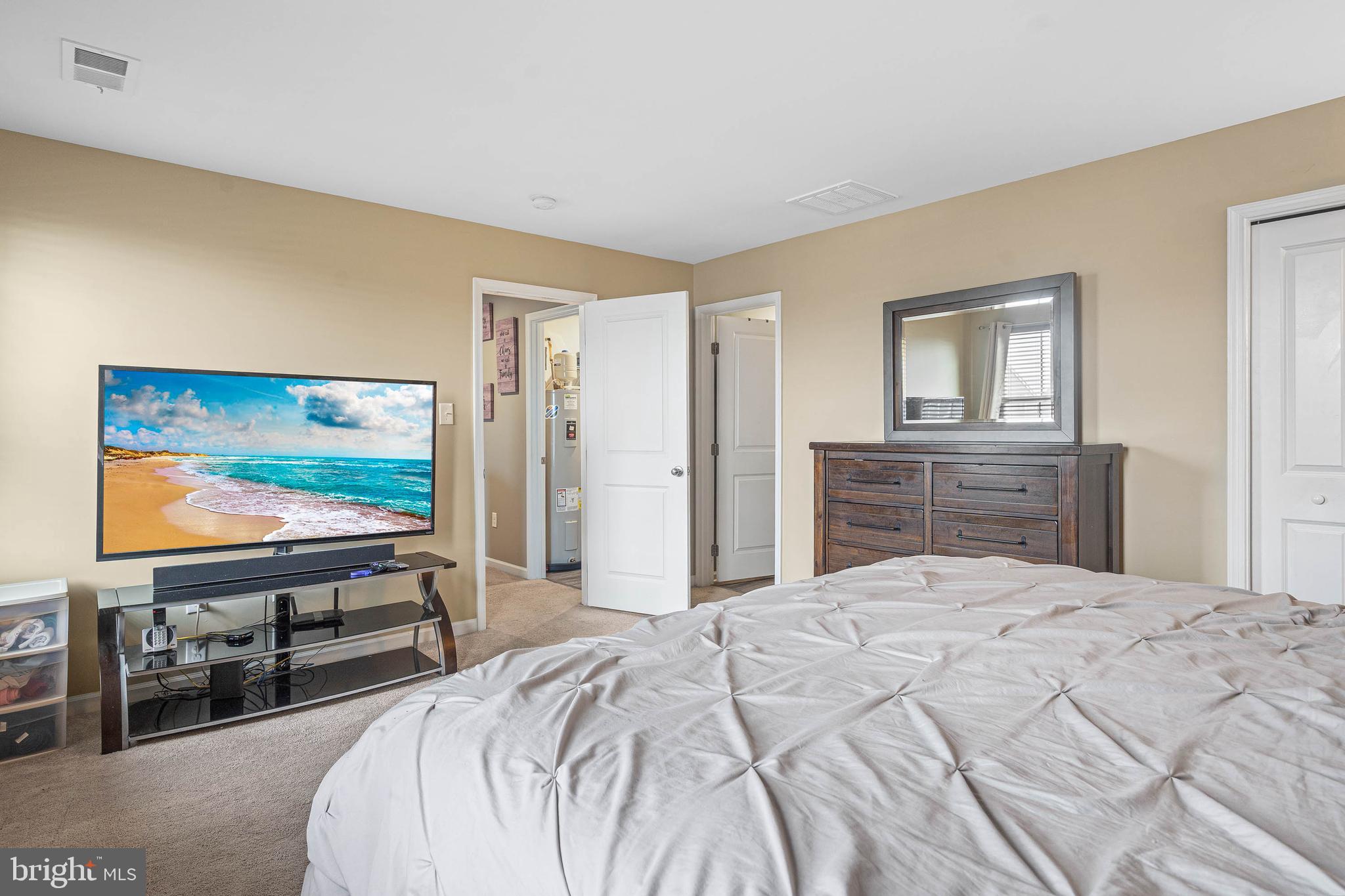 YORKSHIRE ESTATES - Residential