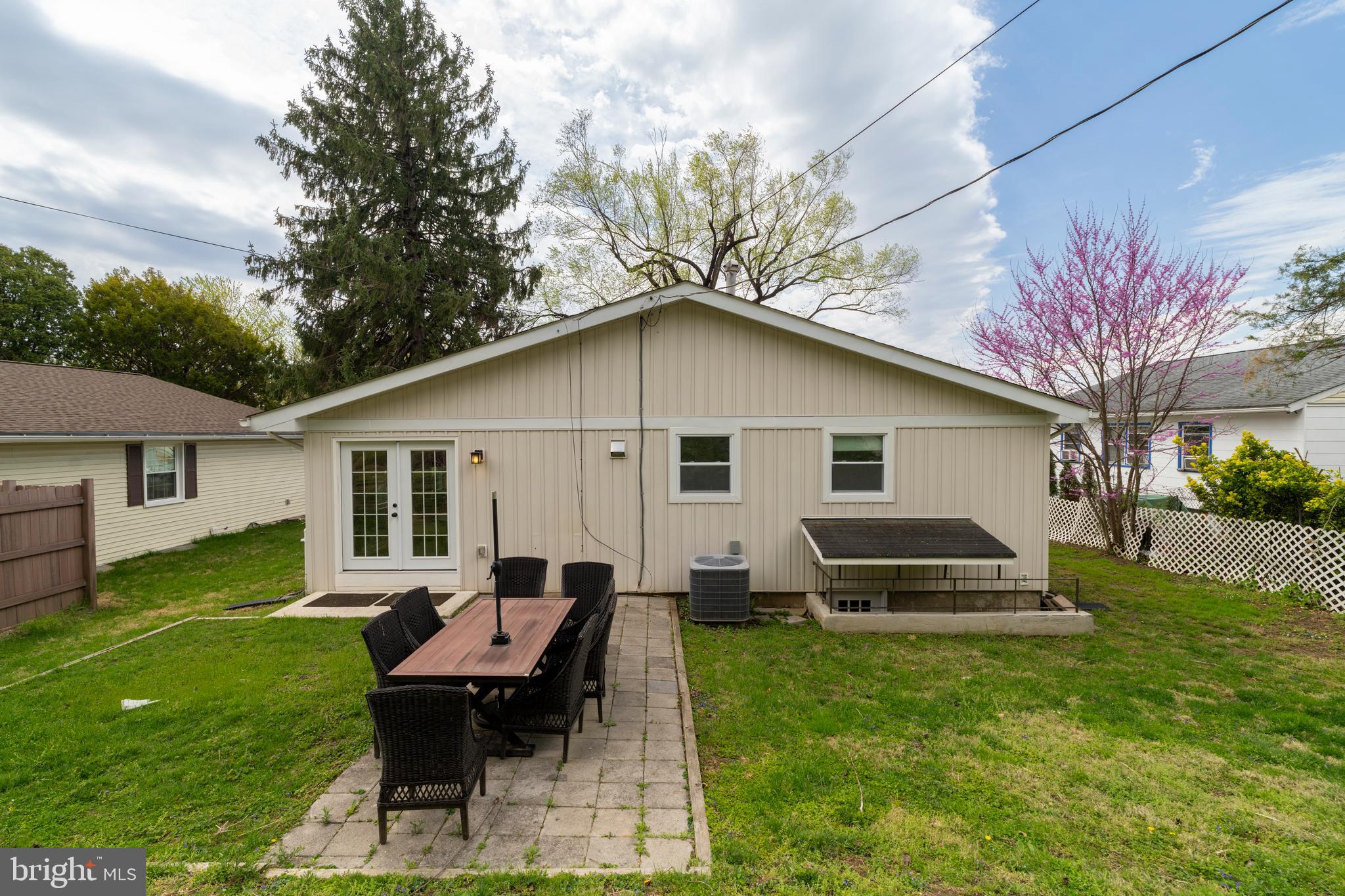 HAVERFORD - Residential