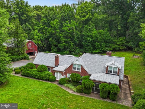 Homes For Sale - 10622 Vale Road<br/> OAKTON, VA 22124