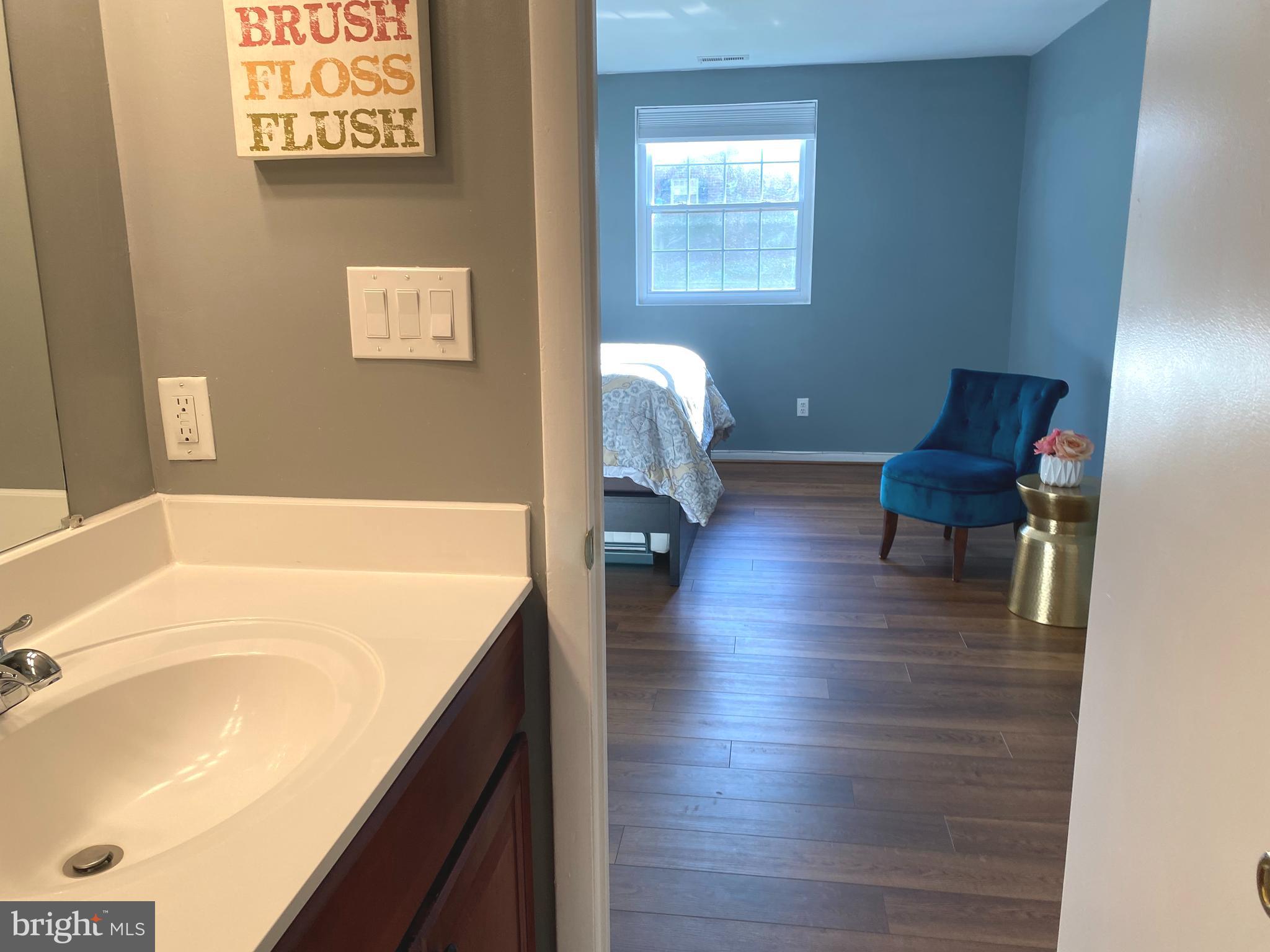 MAYS CHAPEL VILLAGE - Residential Lease