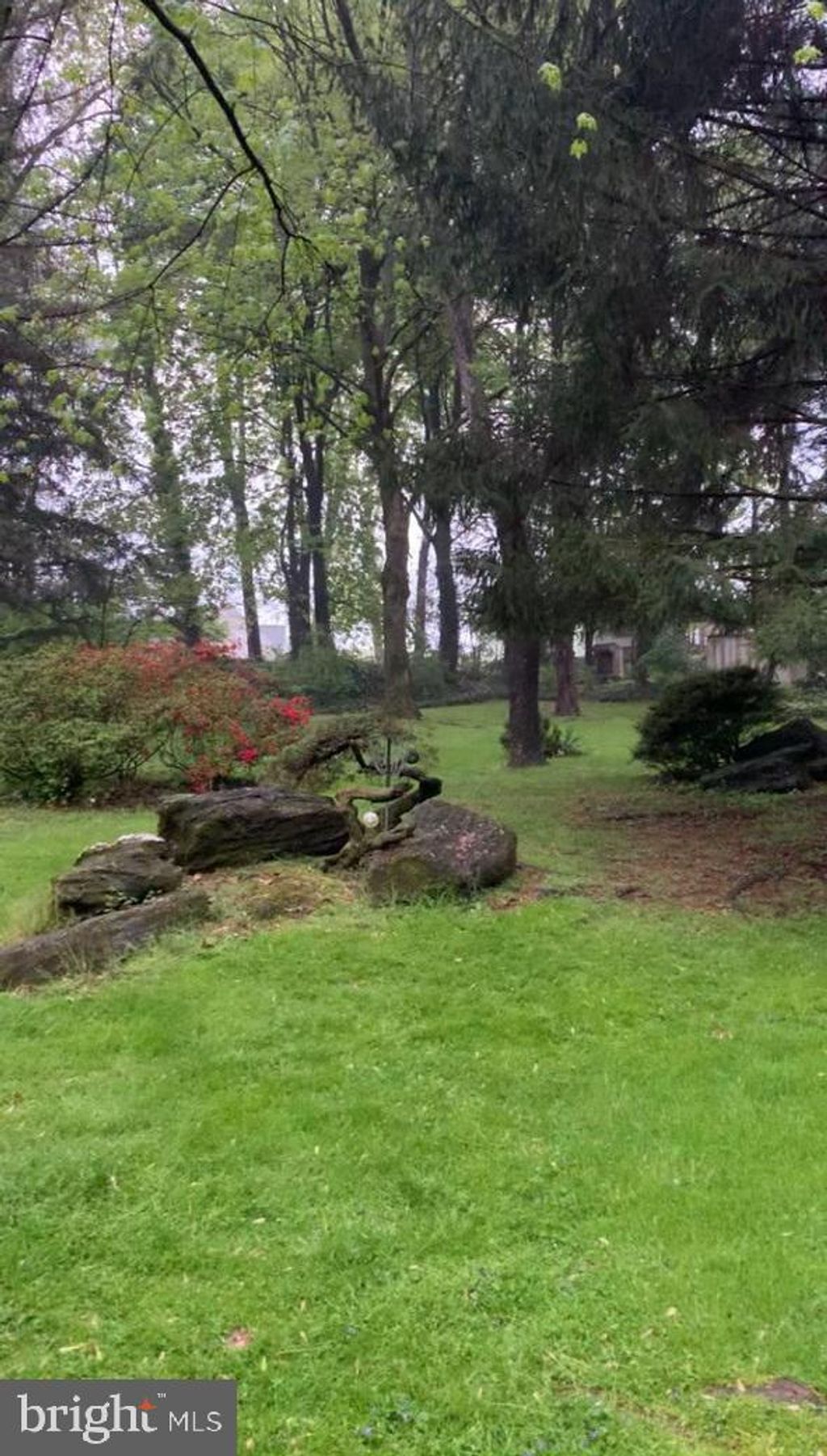 Photo of 254 Ironstone Ridge Road, Lancaster, PA 17603 (MLS # PALA2045882)