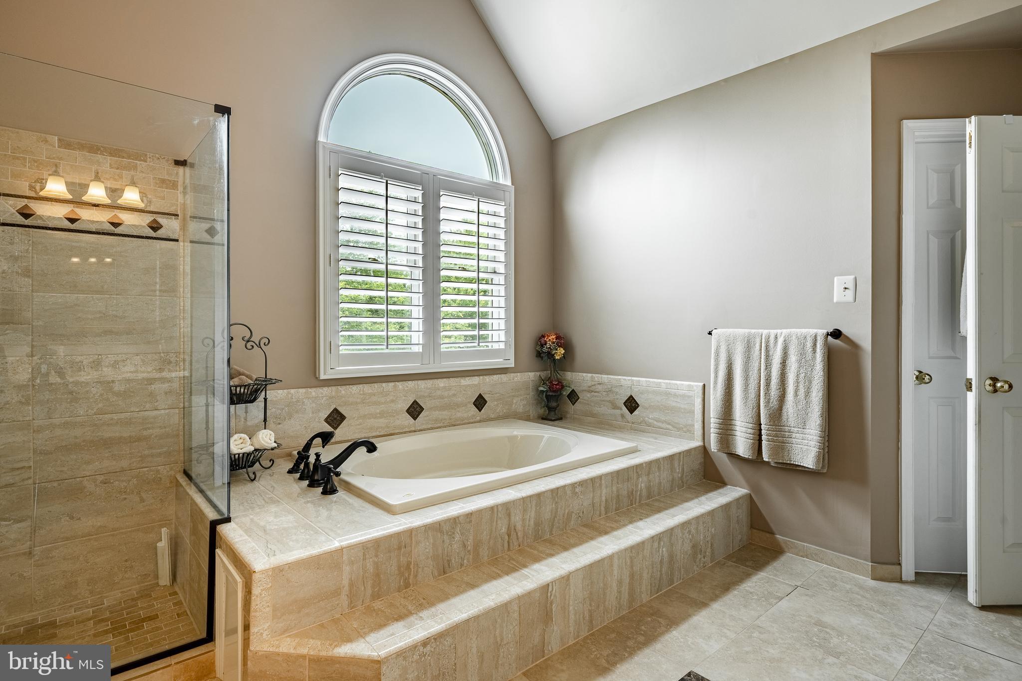 HEATHER LEA - Residential