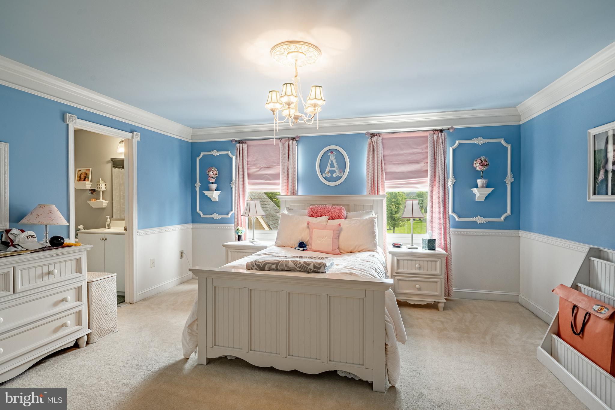 HEATHER LEA - Residential