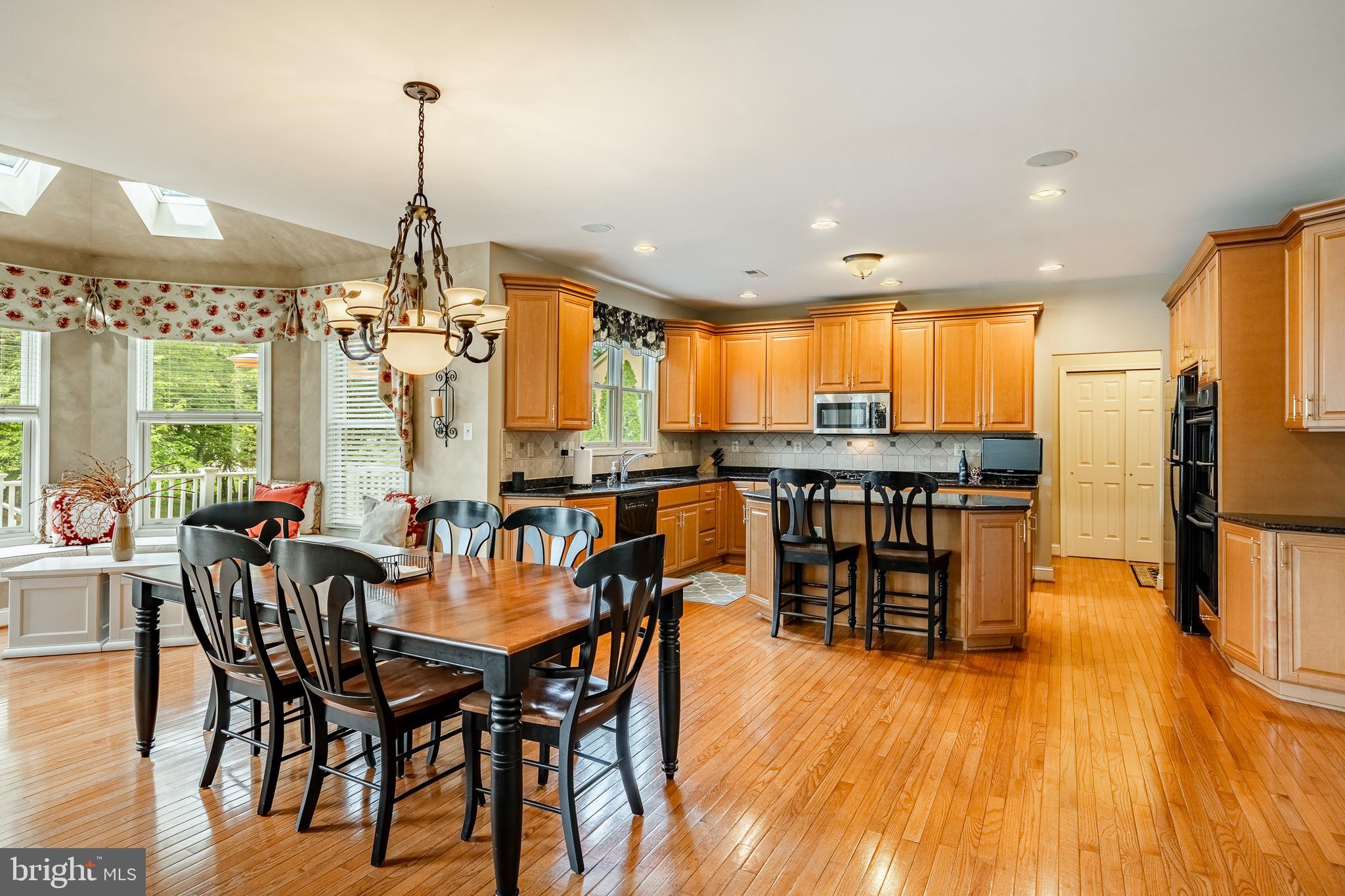 HEATHER LEA - Residential