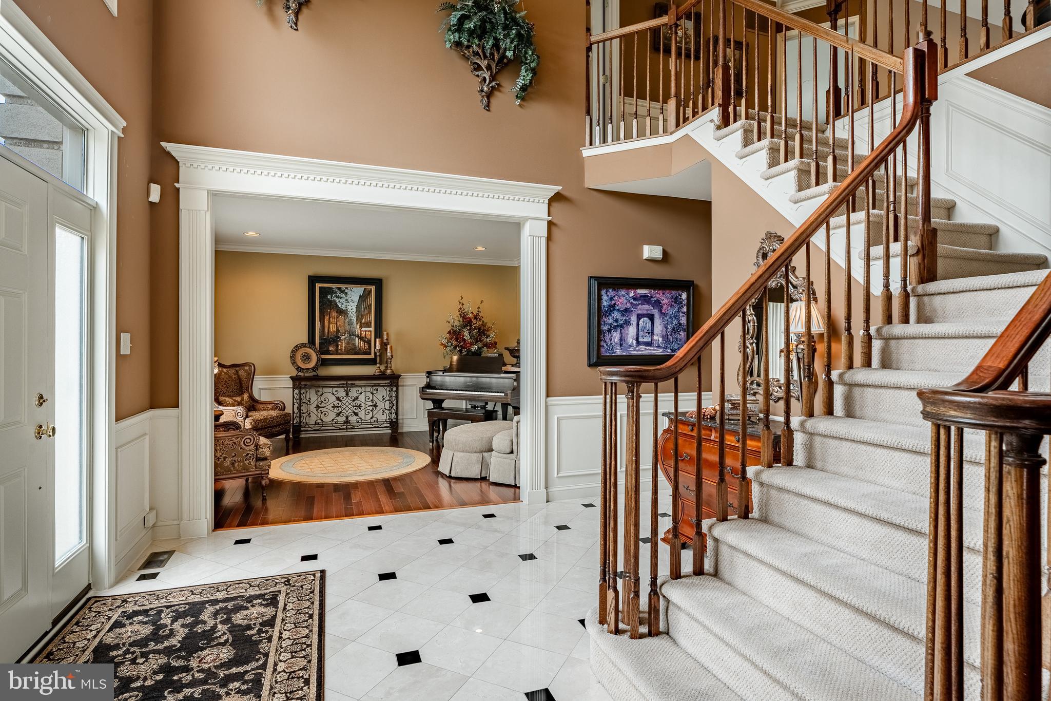 HEATHER LEA - Residential