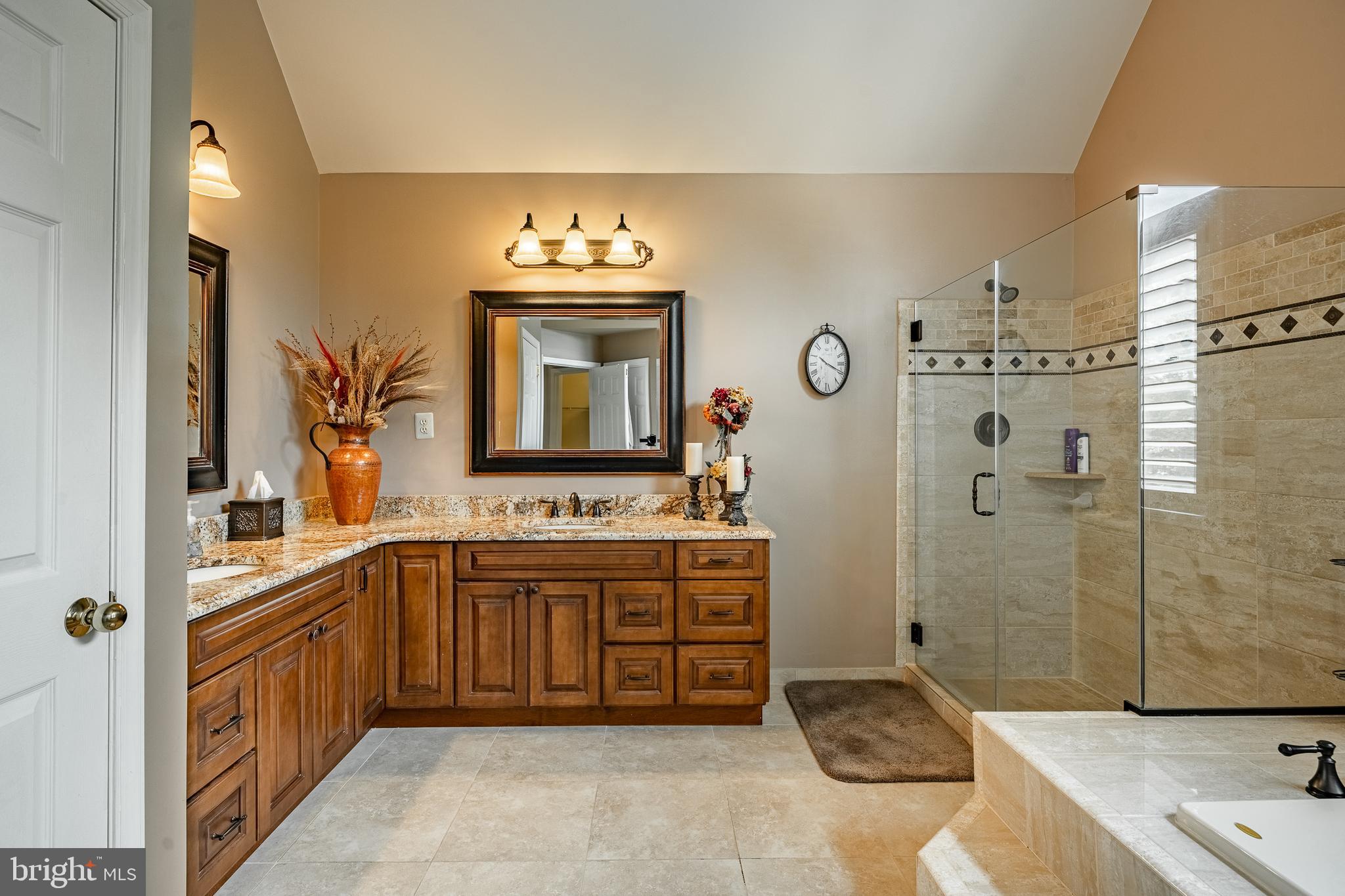 HEATHER LEA - Residential