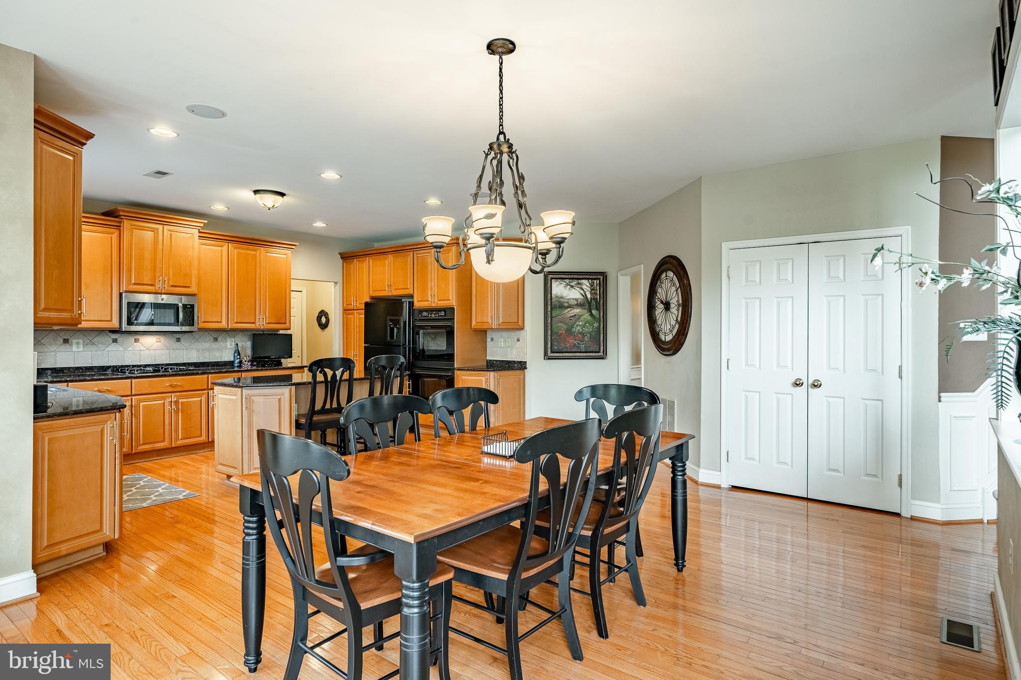 HEATHER LEA - Residential