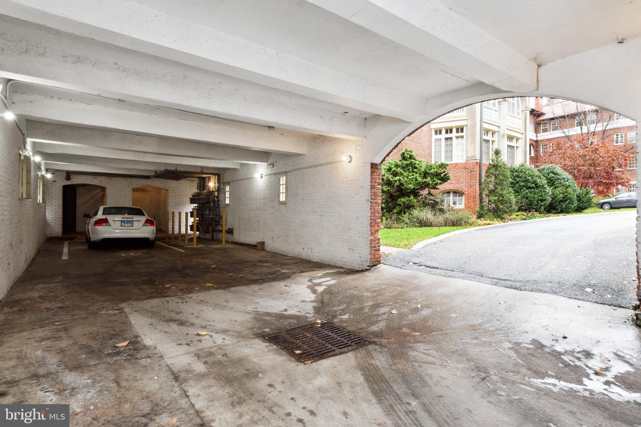 TUSCANY-CANTERBURY - Residential