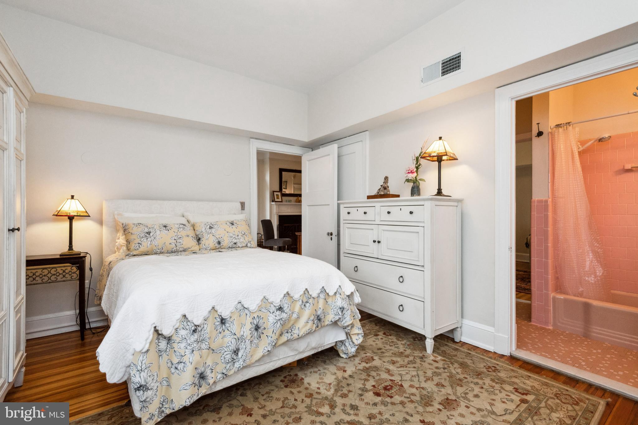 TUSCANY-CANTERBURY - Residential