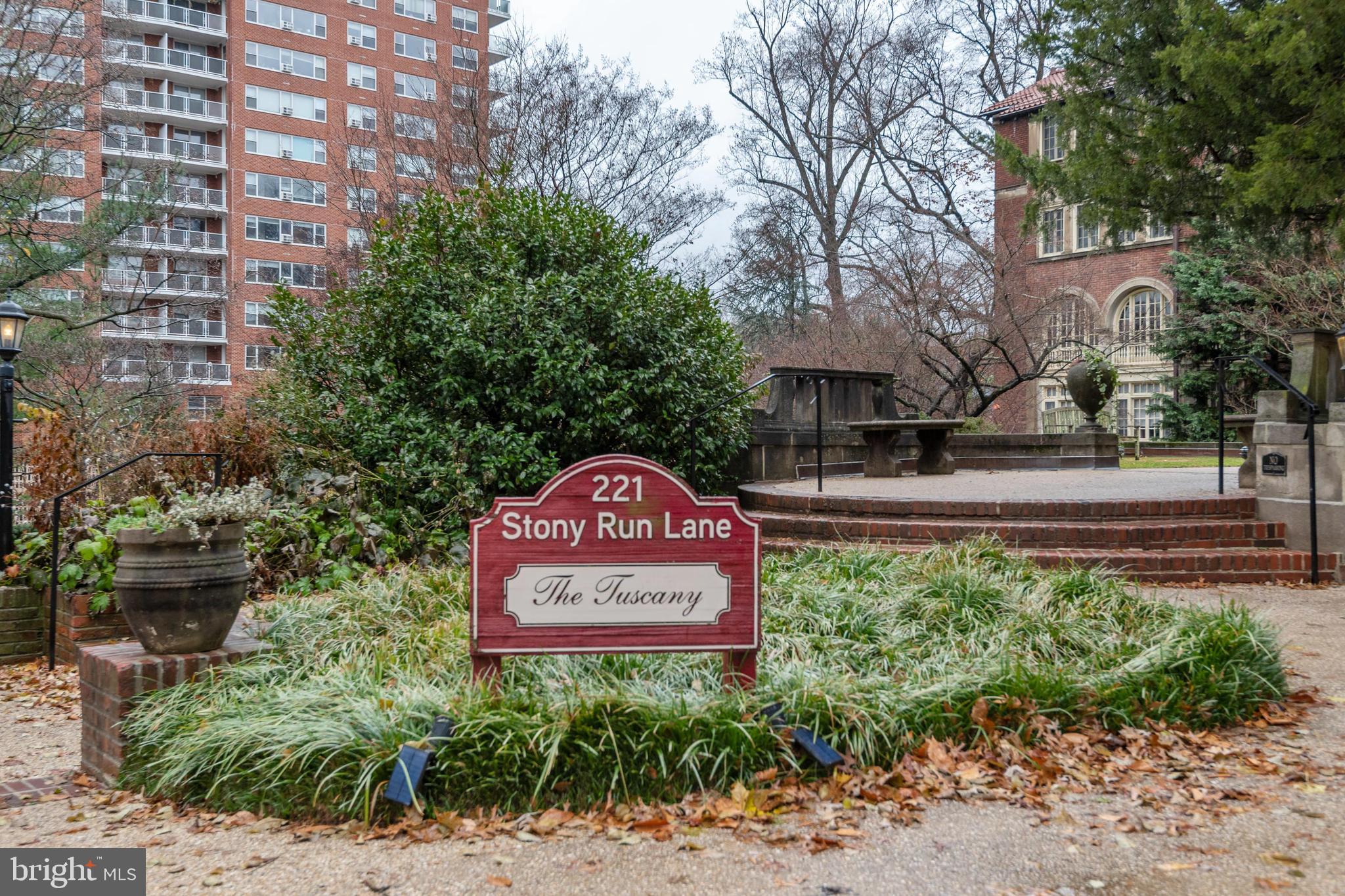 TUSCANY-CANTERBURY - Residential