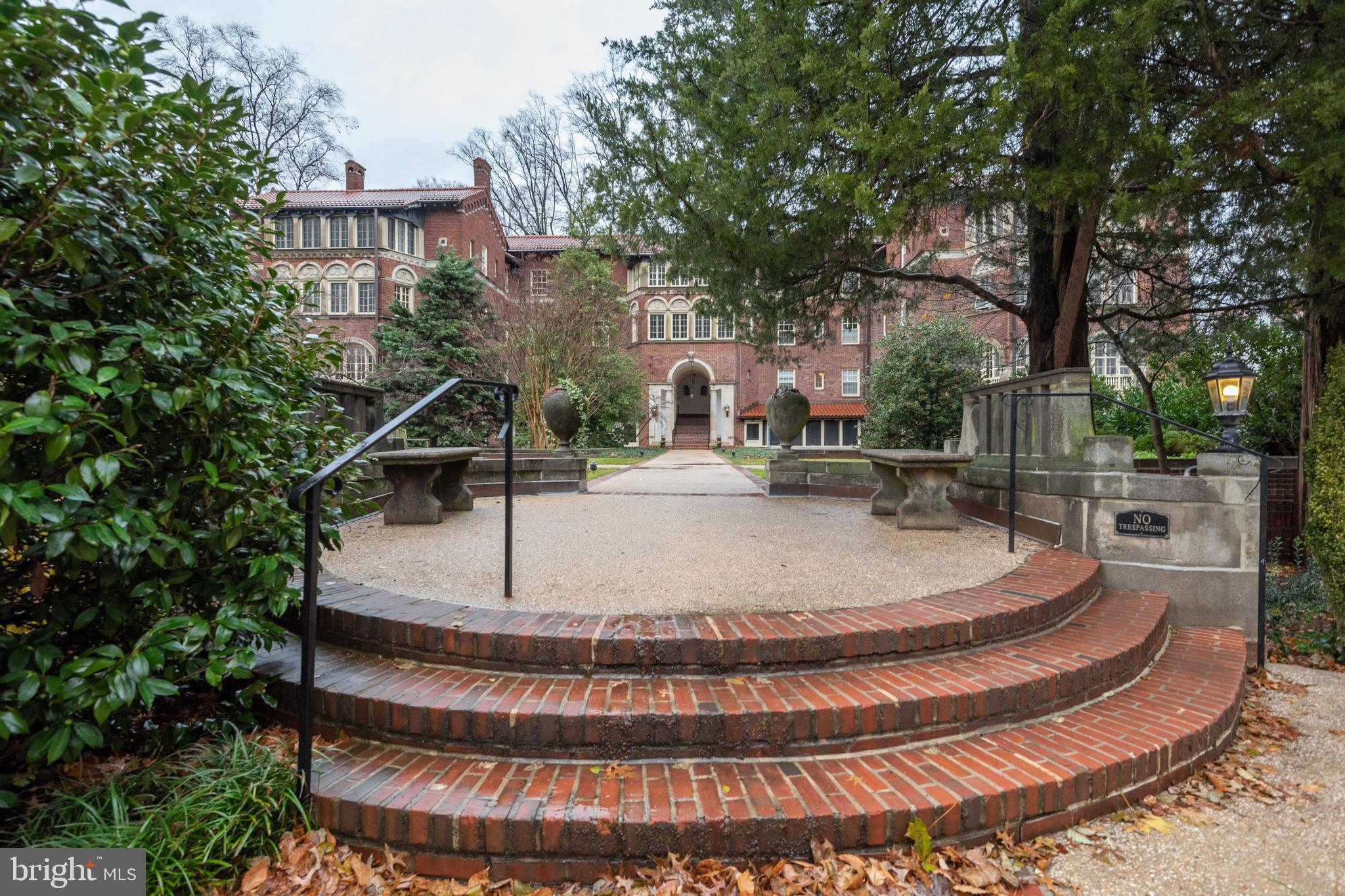 TUSCANY-CANTERBURY - Residential