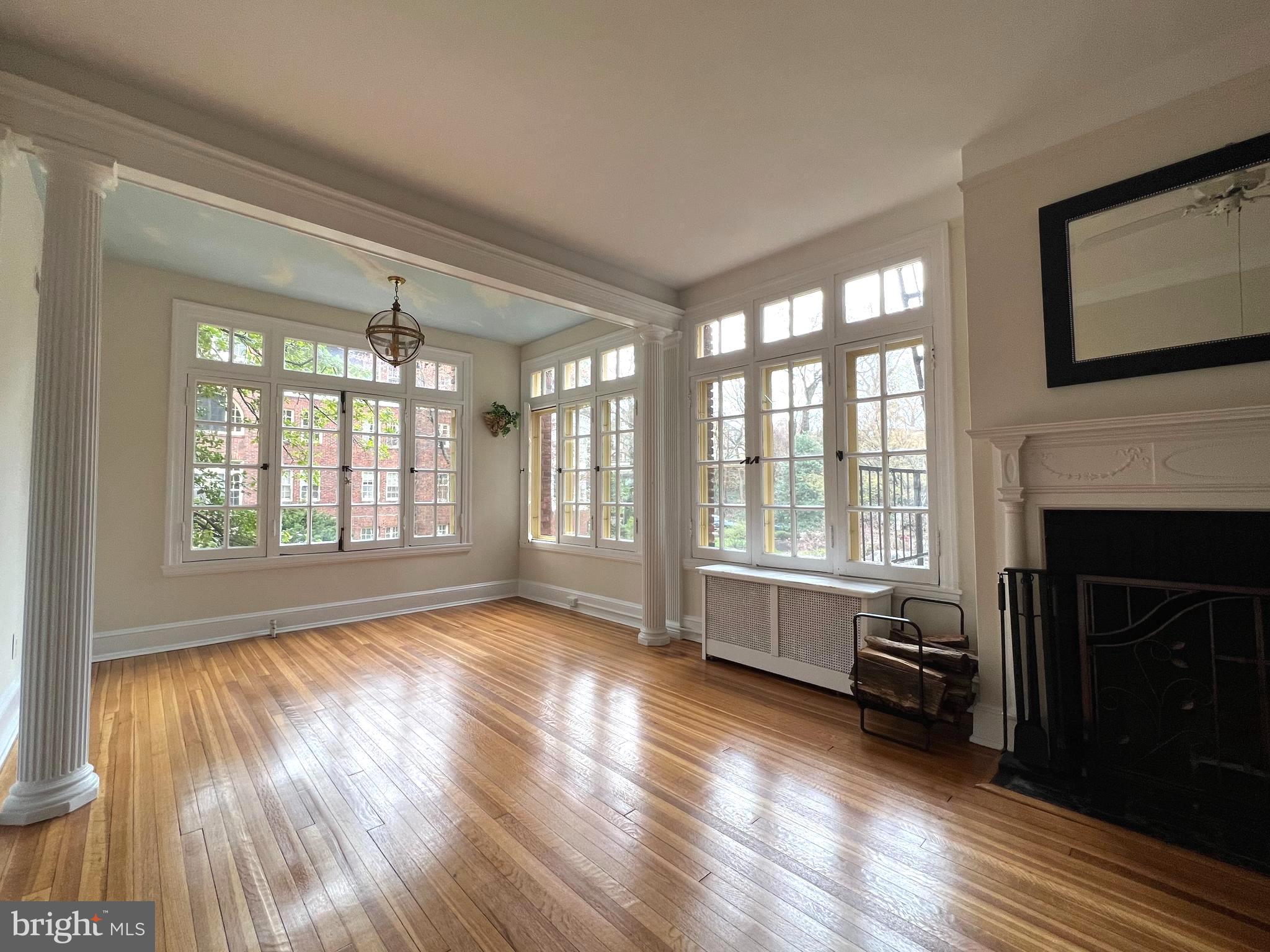 TUSCANY-CANTERBURY - Residential