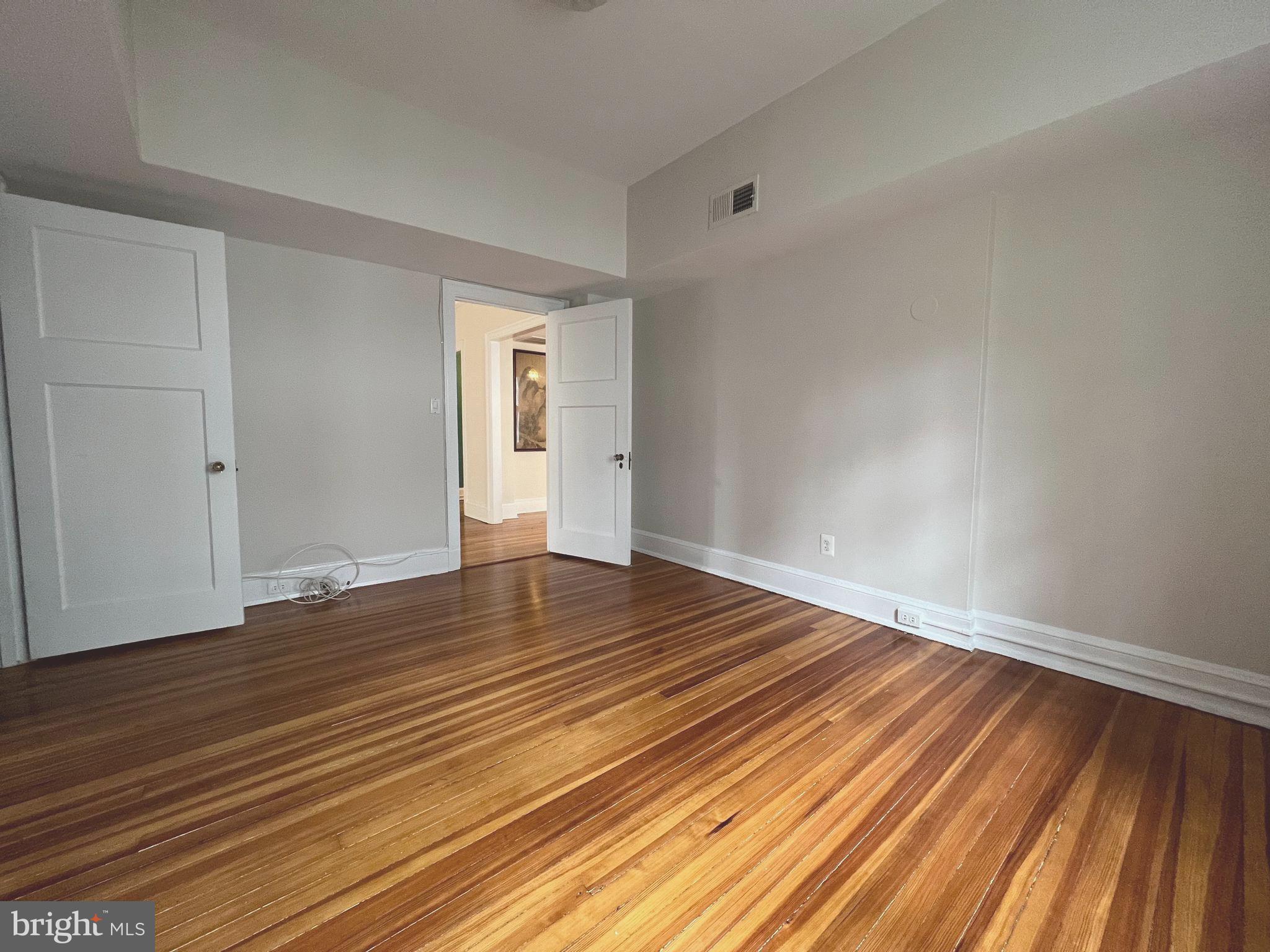 TUSCANY-CANTERBURY - Residential