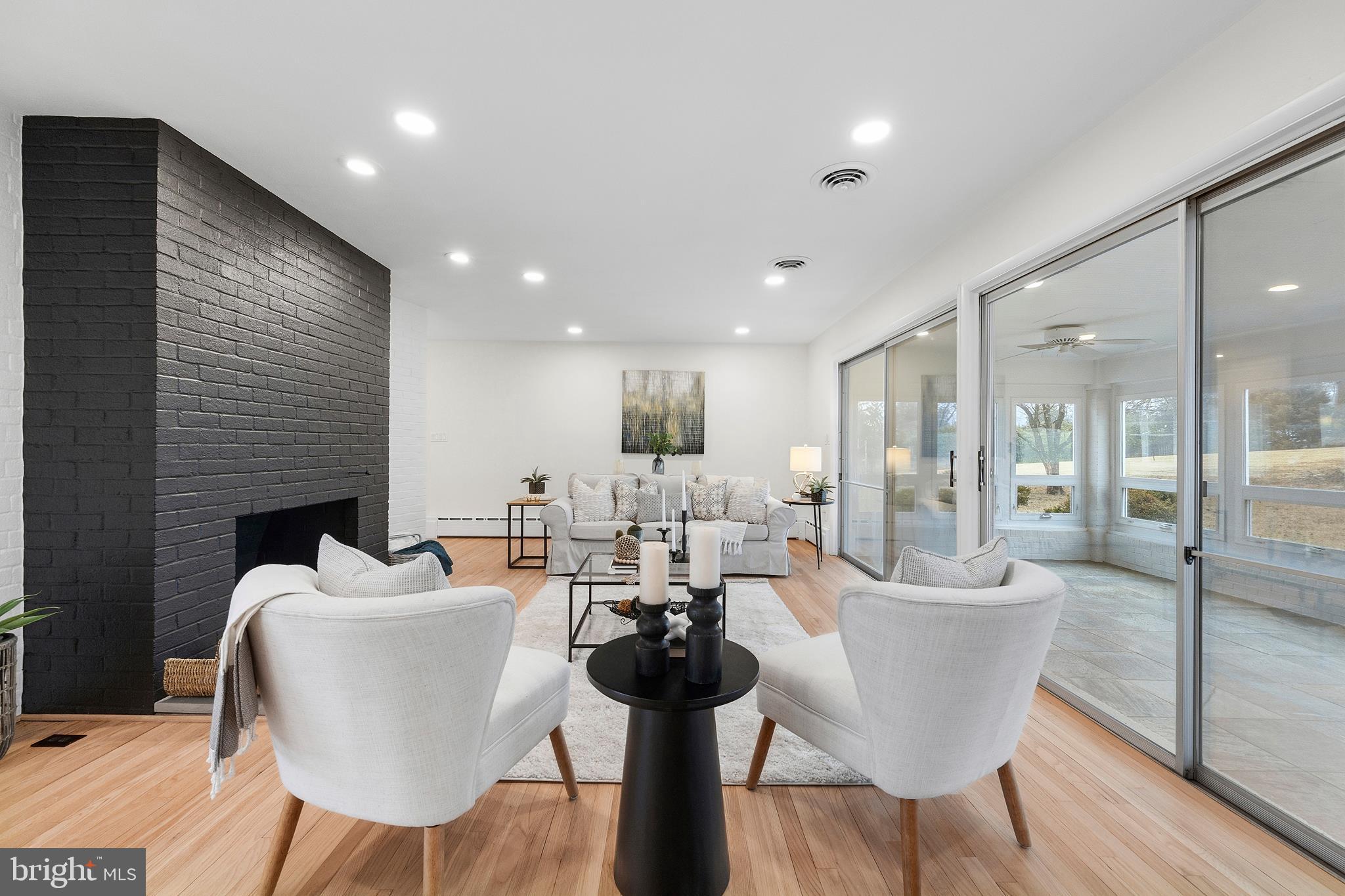 BALDWIN HILLS - Residential