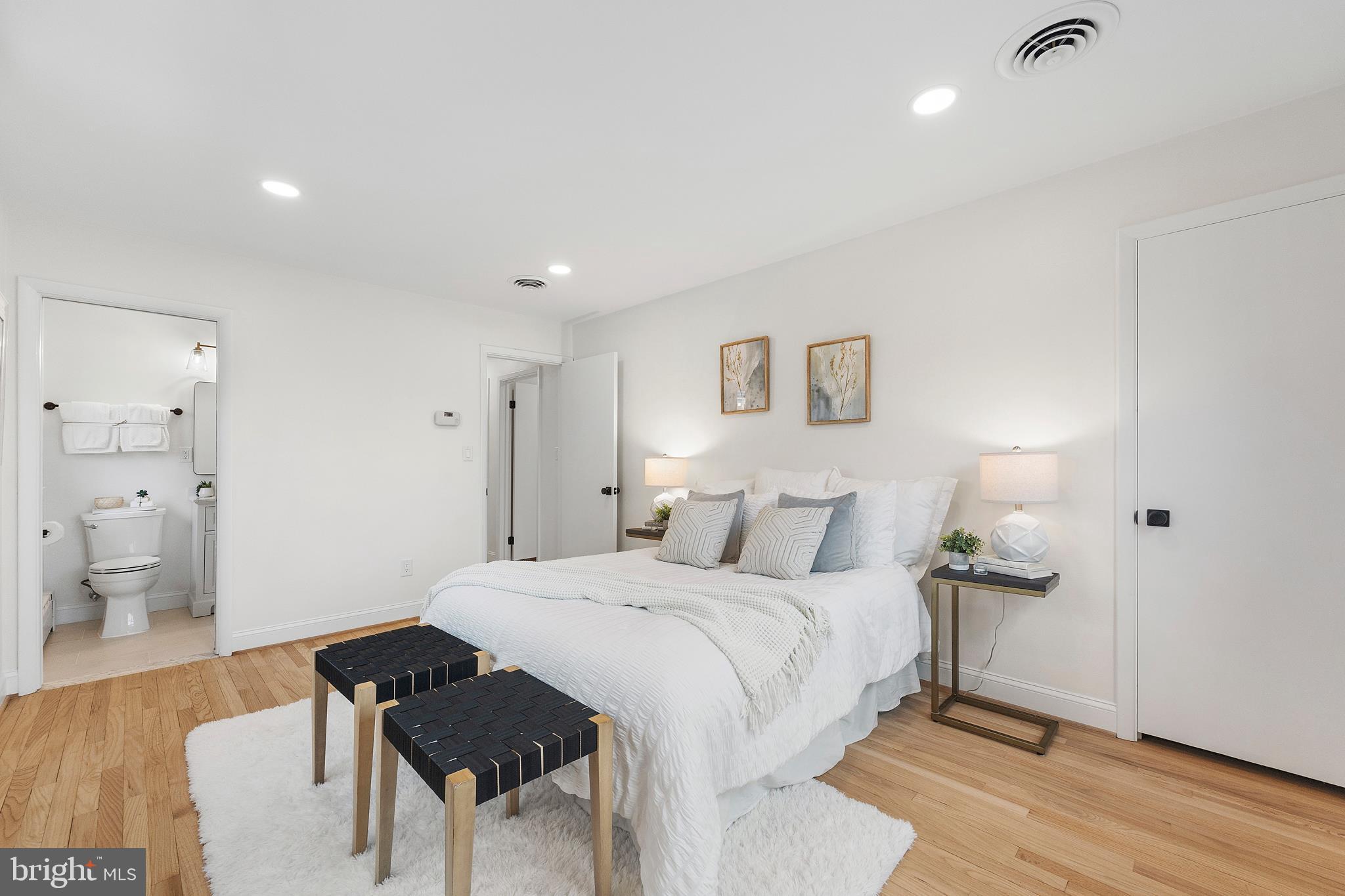 BALDWIN HILLS - Residential