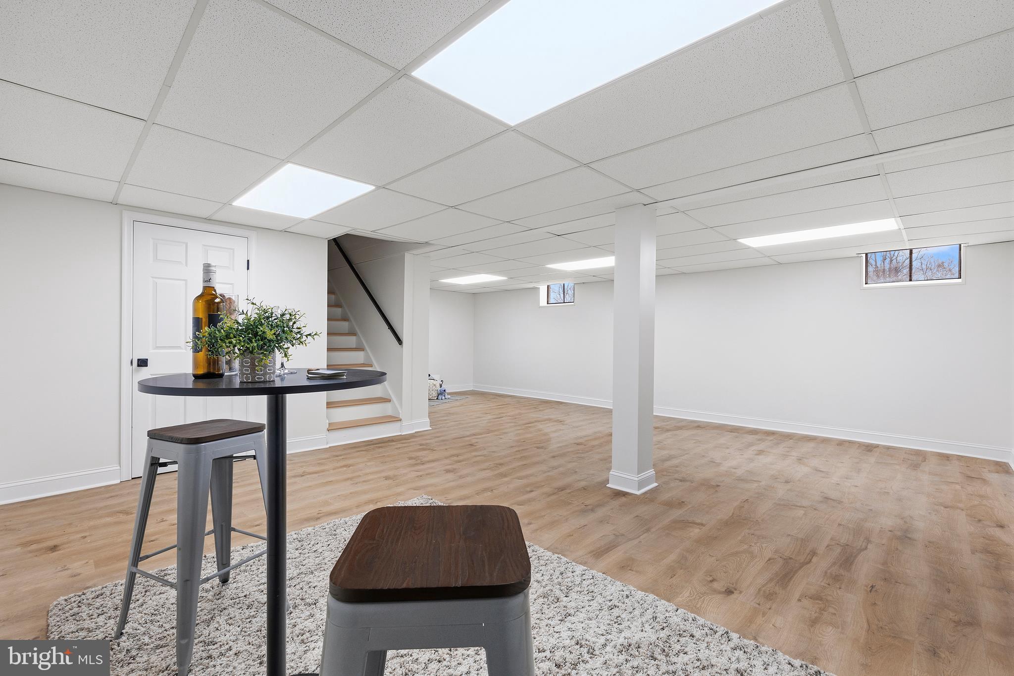 BALDWIN HILLS - Residential