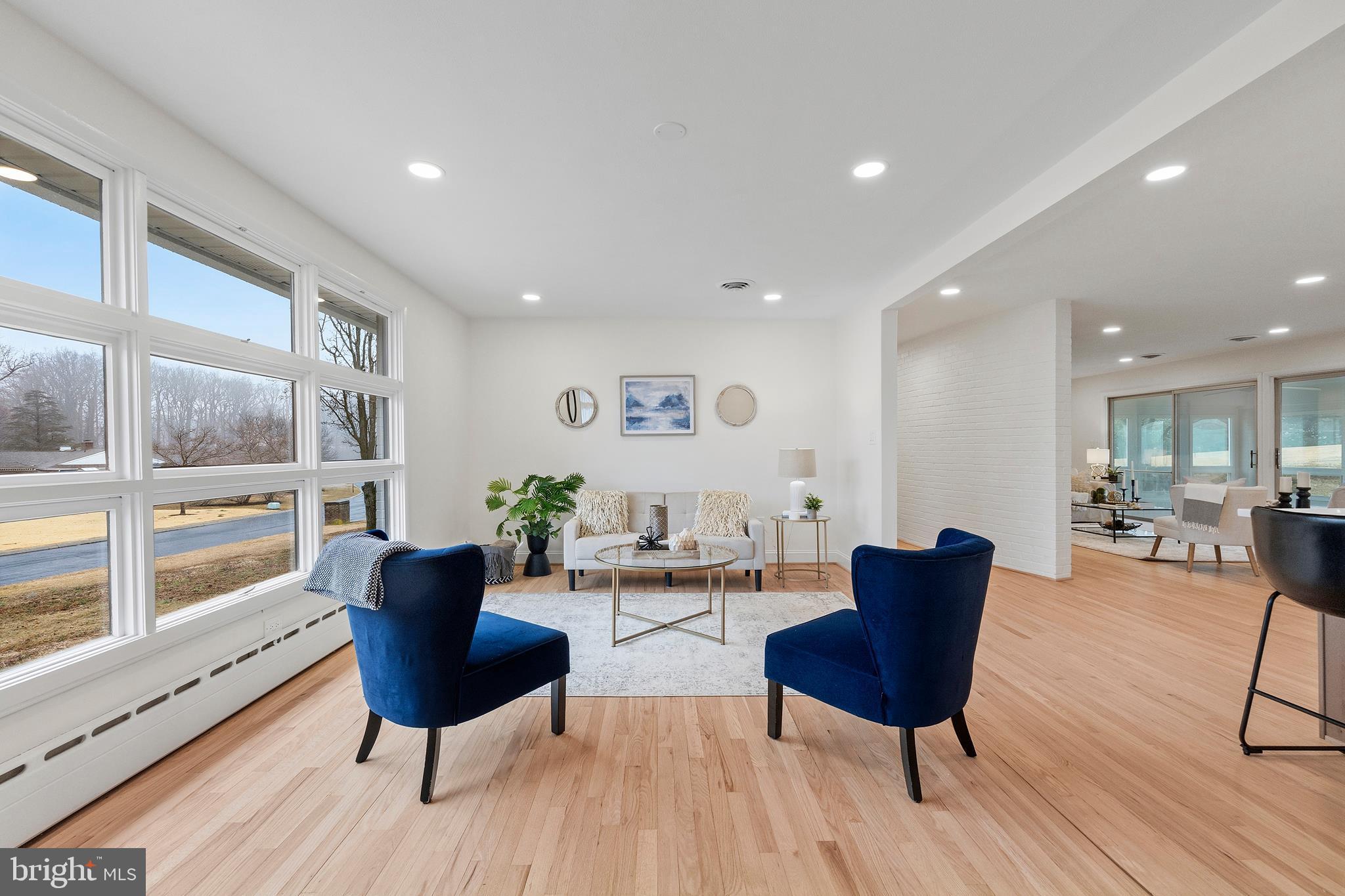 BALDWIN HILLS - Residential