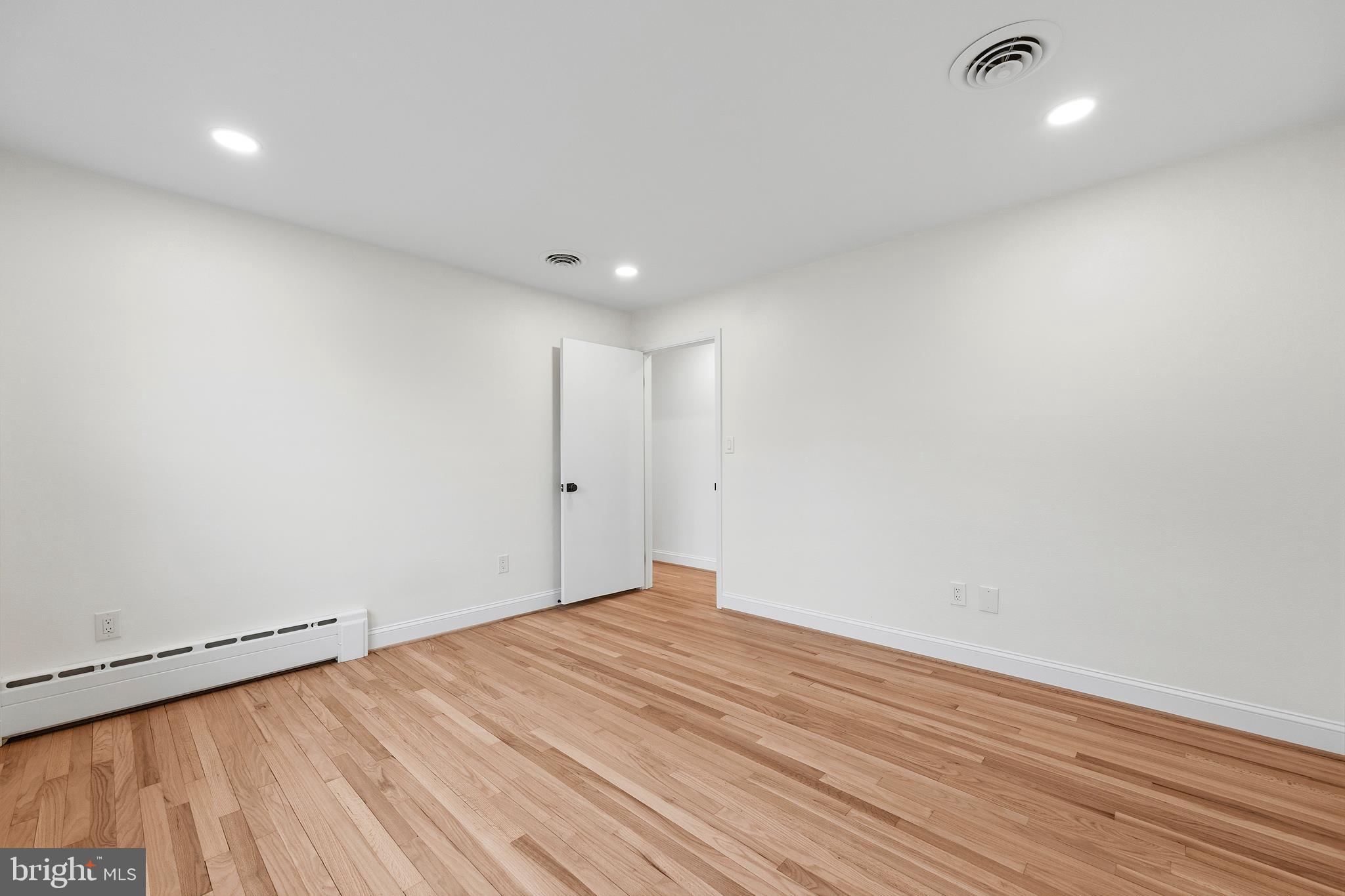 BALDWIN HILLS - Residential