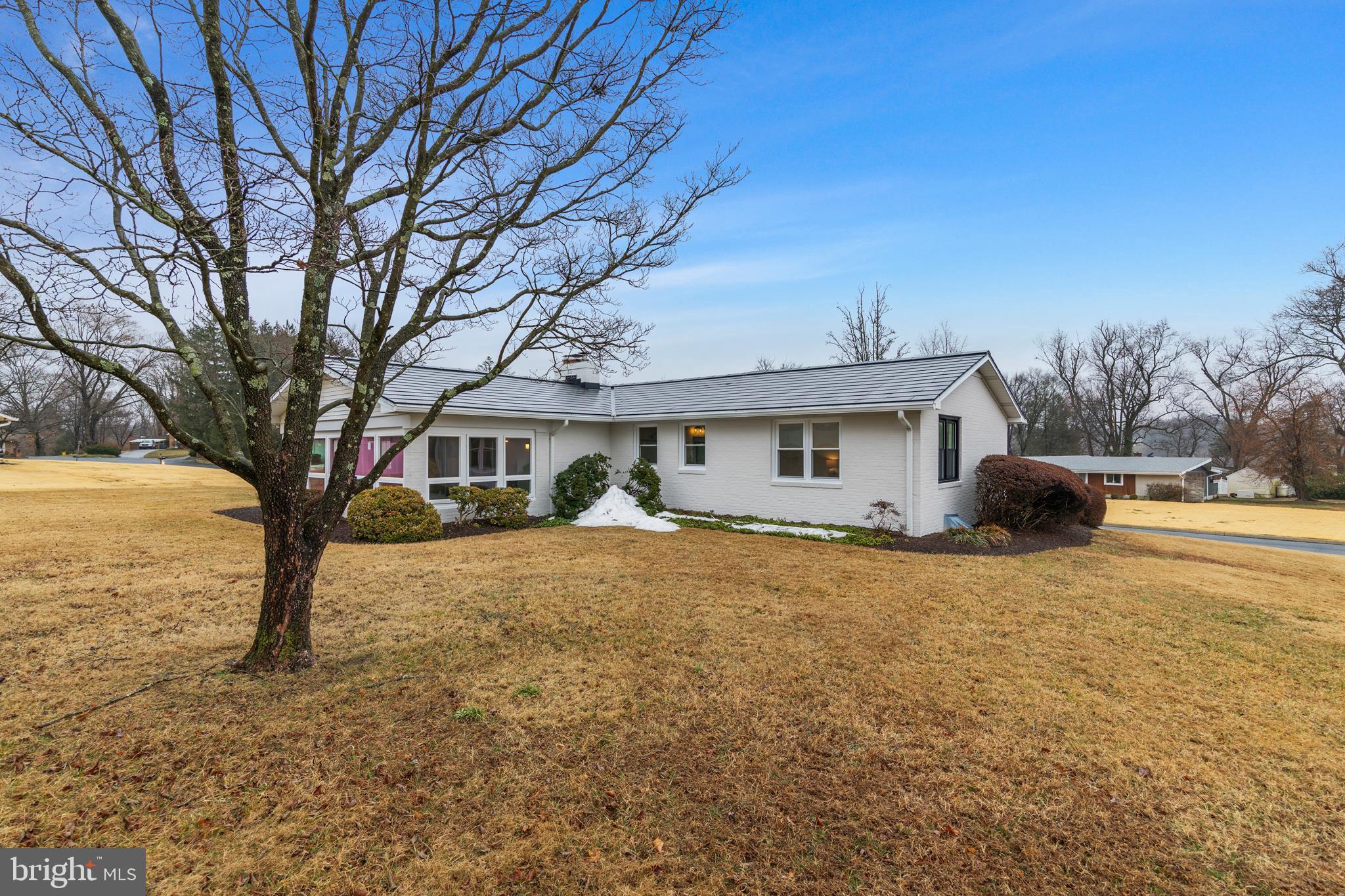 BALDWIN HILLS - Residential